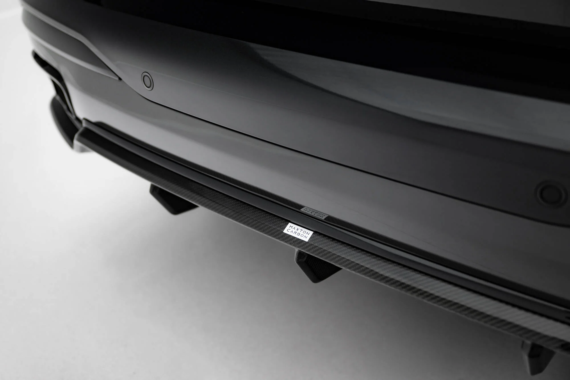 Carbon Fiber Rear Diffuser BMW X7 M-Pack G07 Facelift - Image 5
