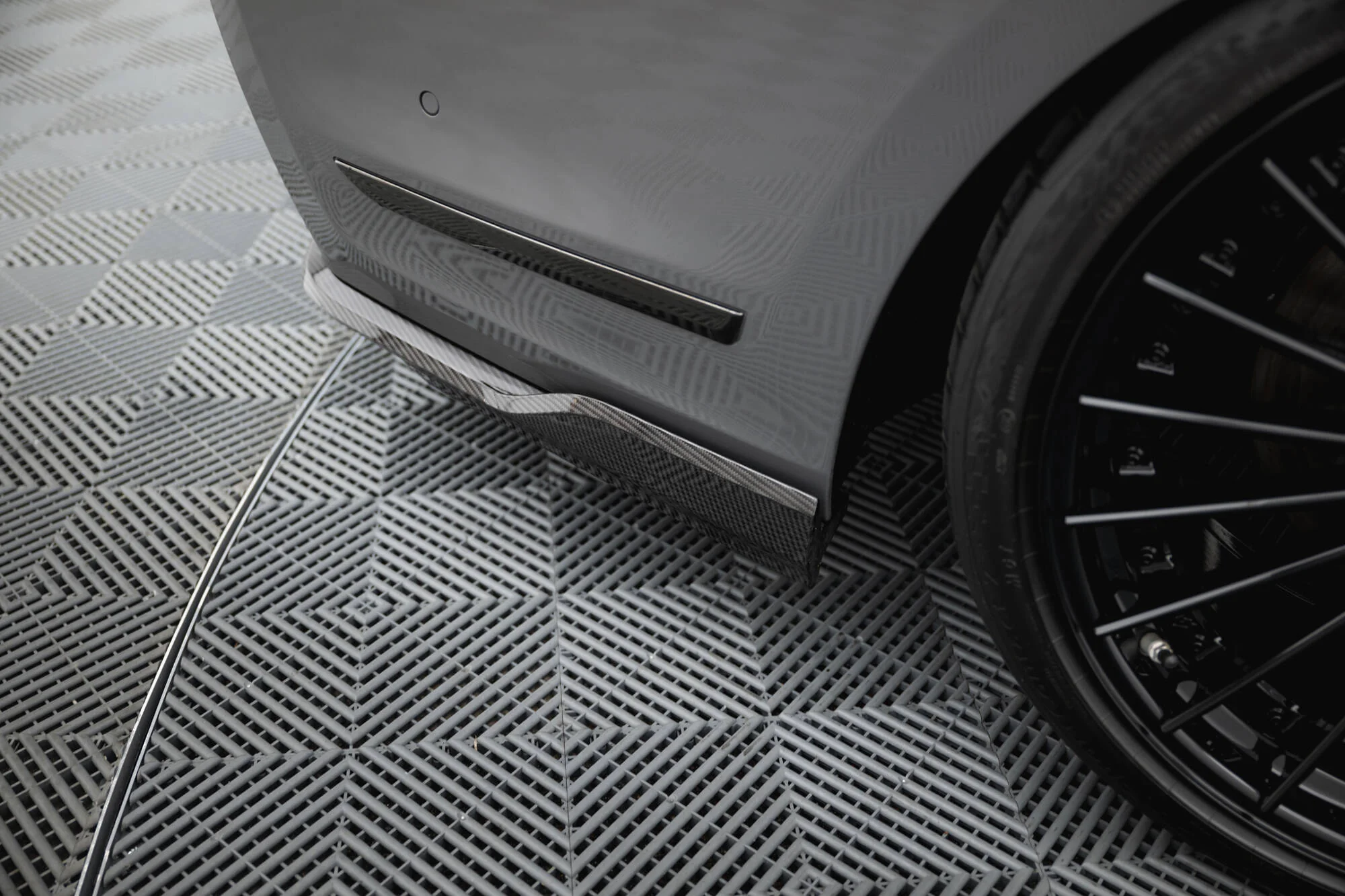 Carbon Fiber Rear Splitter BMW 7 M-Pack G11 / G12 Facelift - Image 6