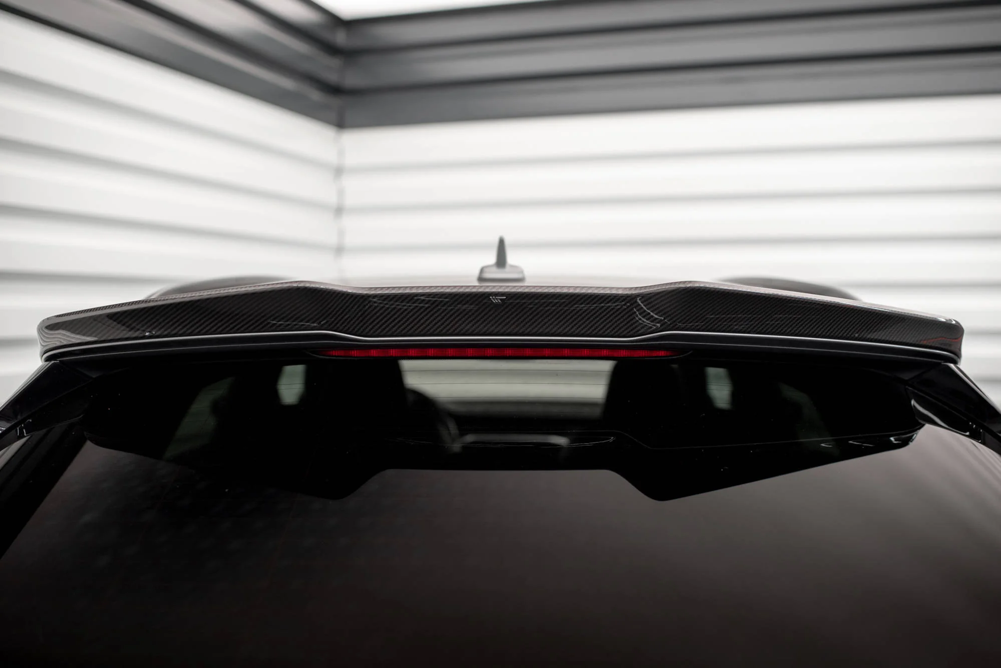 CARBON FIBER TAILGATE SPOILER AUDI RS6 C8 - Image 7