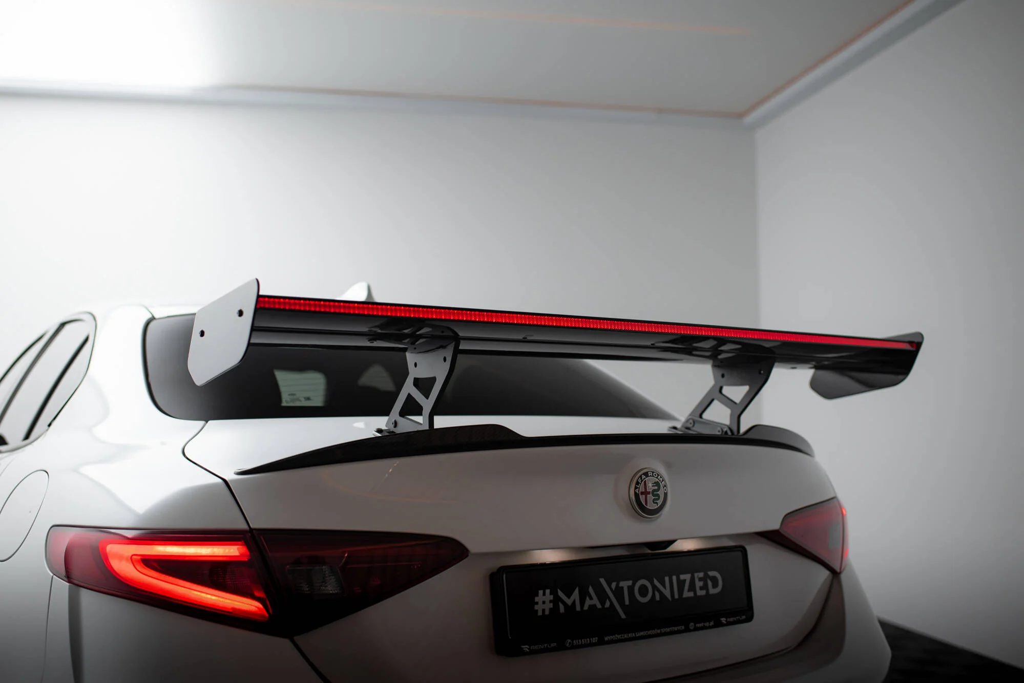 CARBON SPOILER + LED ALFA ROMEO GIULIA QUADRIFOGLIO - Image 5