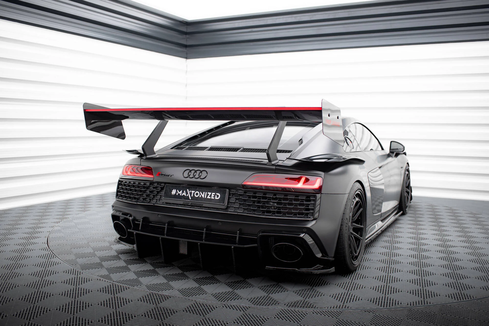 Carbon Spoiler + LED Audi R8 Mk2 - Image 3