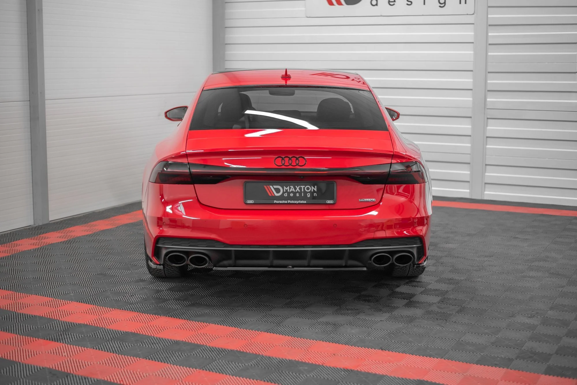 CENTRAL REAR SPLITTER AUDI S7 C8 S-LINE - Image 2