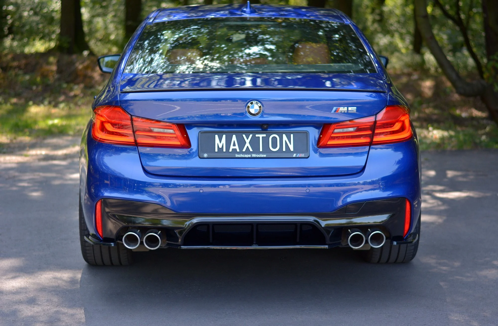 CENTRAL REAR SPLITTER BMW M5 F90 - Image 2