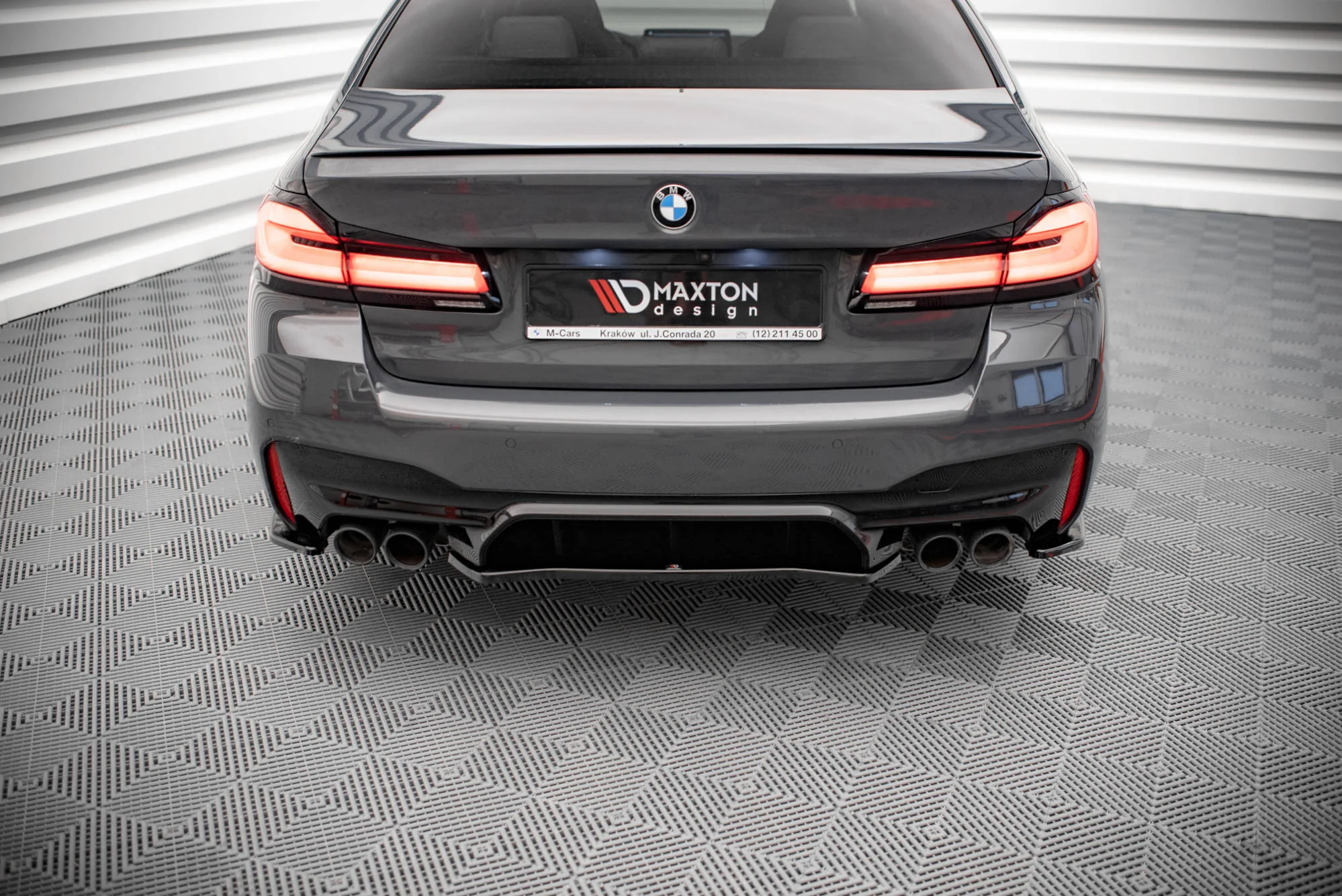 CENTRAL REAR SPLITTER BMW M5 F90 - Image 7
