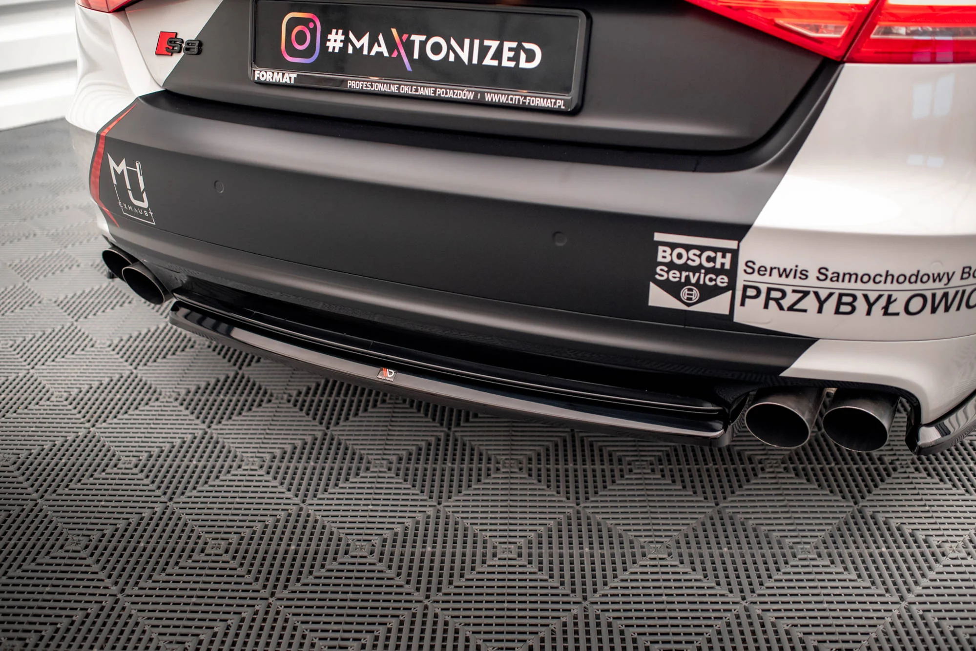 CENTRAL REAR SPLITTER FOR AUDI S8 D4 - Image 3