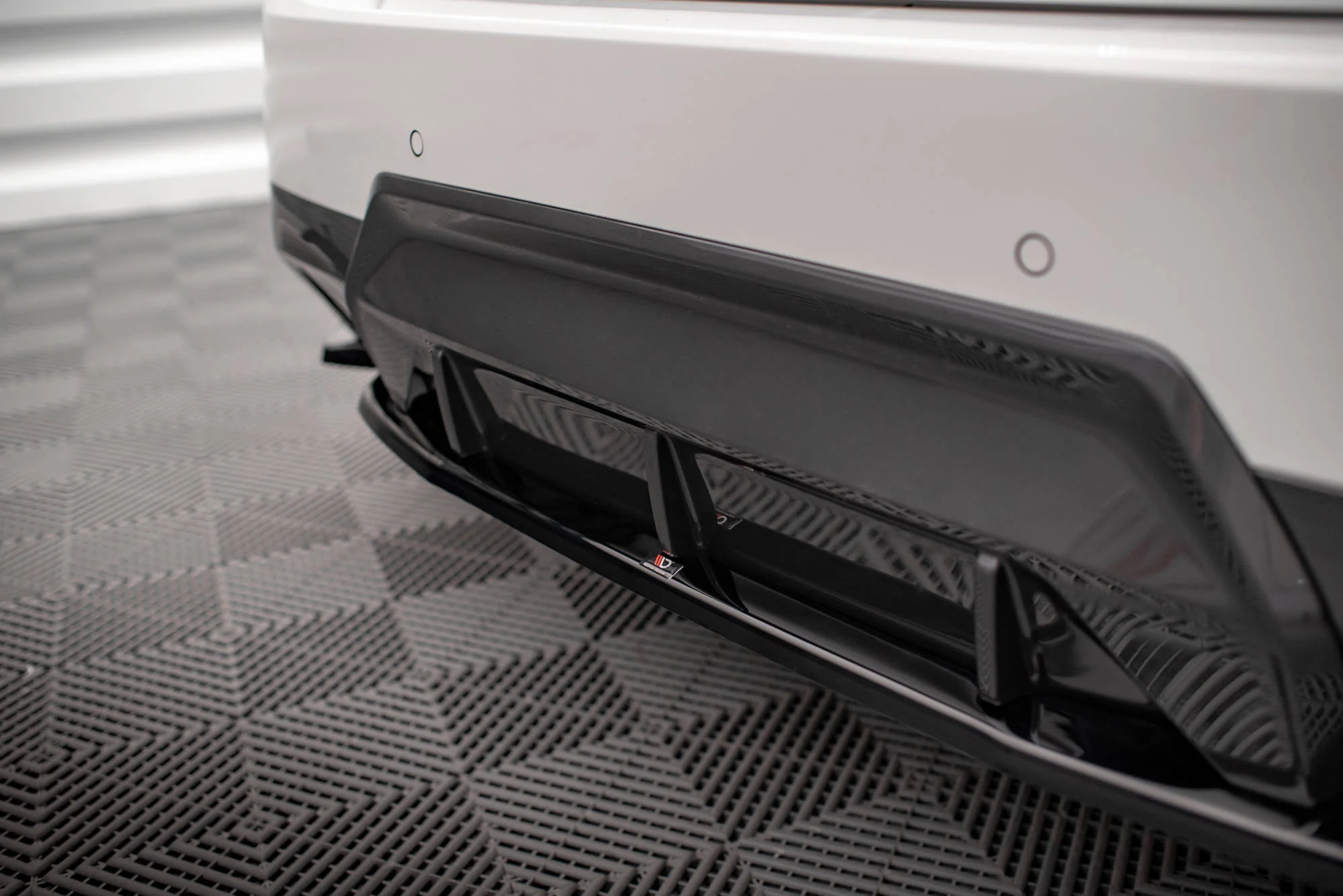 CENTRAL REAR SPLITTER FOR BMW 2 COUPE M-PACK G42 - Image 4