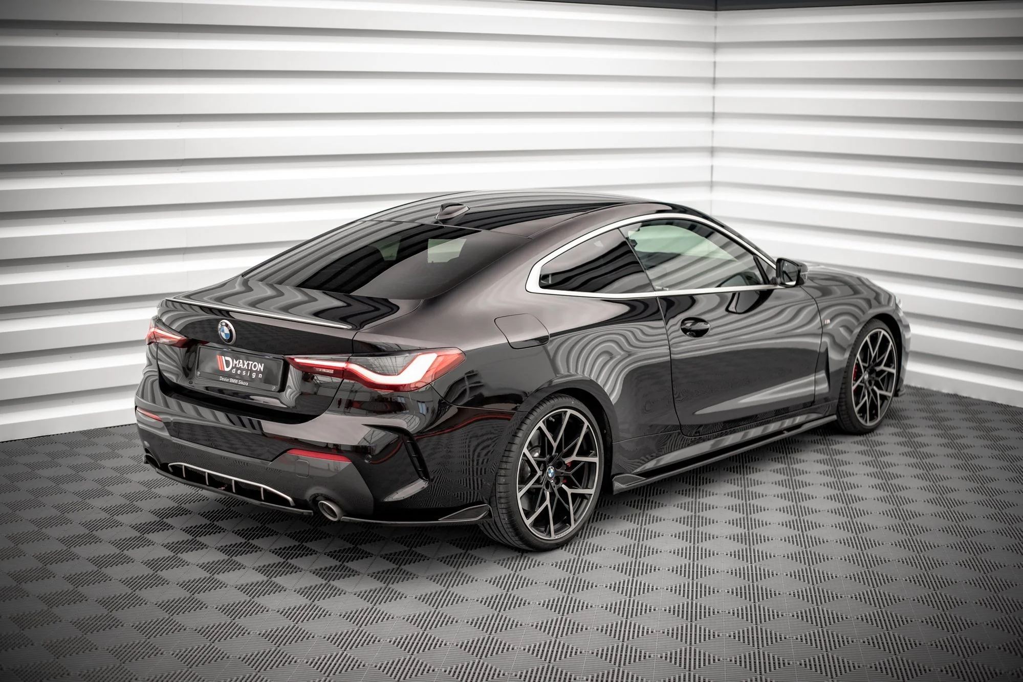 CENTRAL REAR SPLITTER FOR BMW 4 M-PACK G22 - Image 3