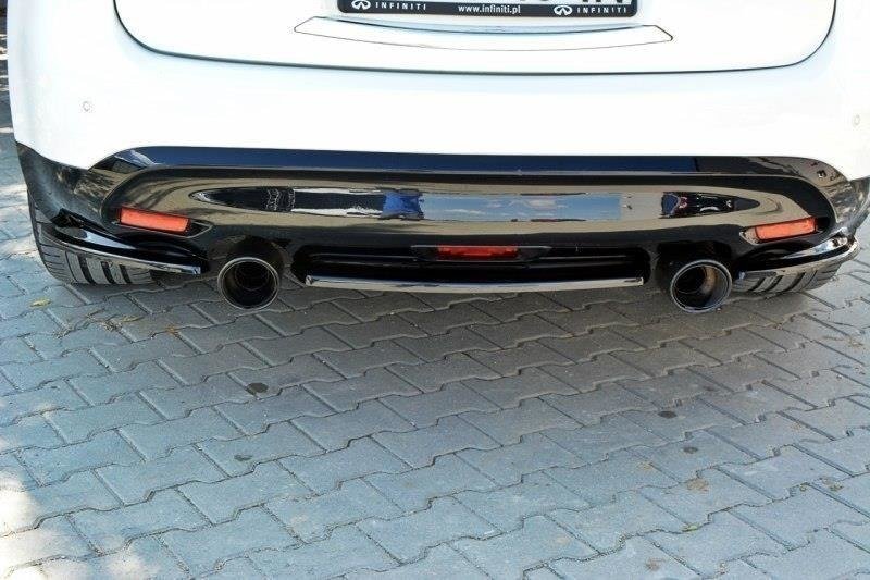 CENTRAL REAR SPLITTER INFINITI QX70 - Image 3
