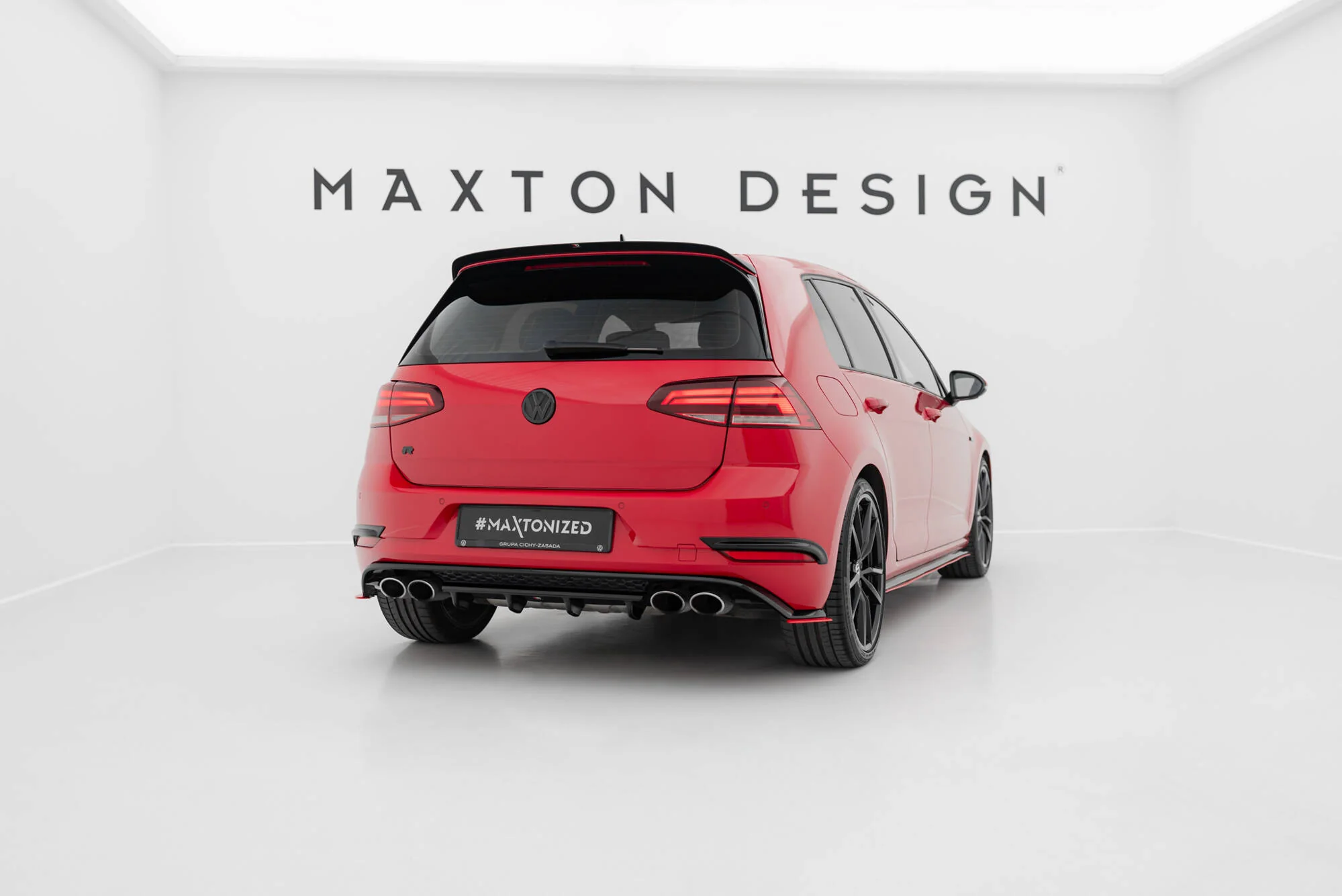 CENTRAL REAR SPLITTER VW GOLF VII R (FACELIFT) - Image 6