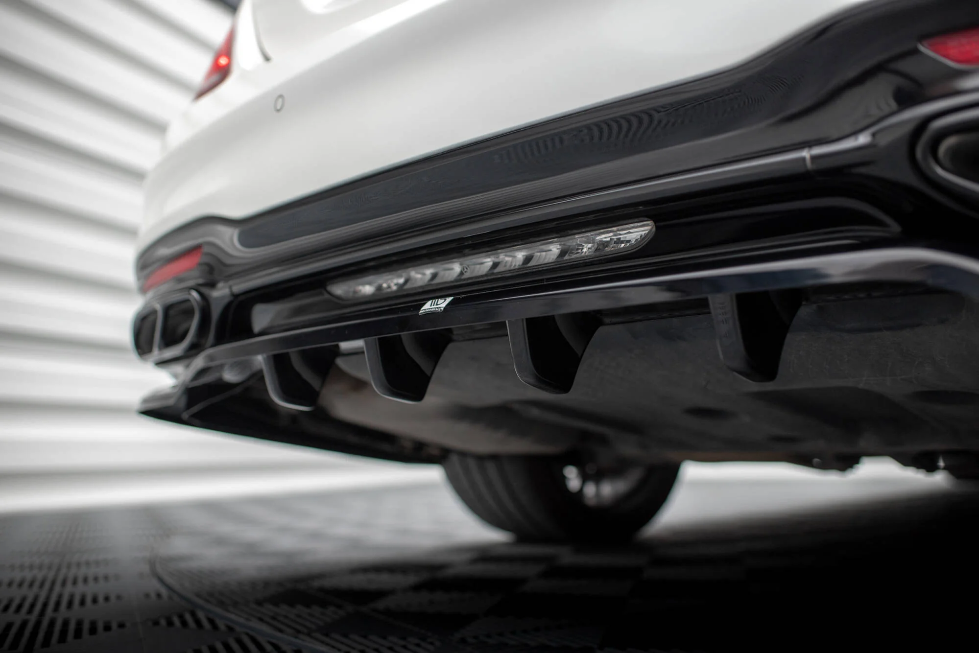 CENTRAL REAR SPLITTER (WITH VERTICAL BARS) MERCEDES-BENZ S AMG-LINE W222 FACELIFT - Image 4