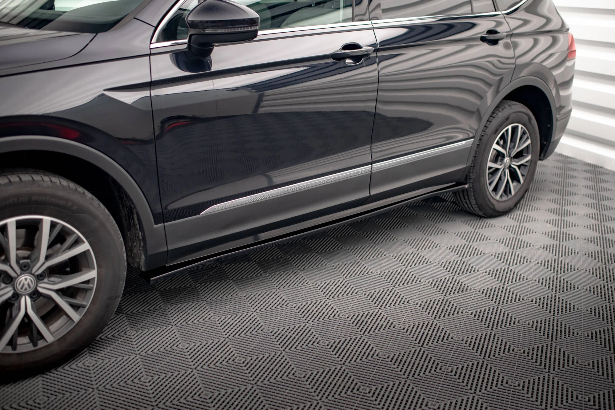 SIDE SKIRTS DIFFUSERS VOLKSWAGEN TIGUAN ALLSPACE (LWB) MK2 - Image 3