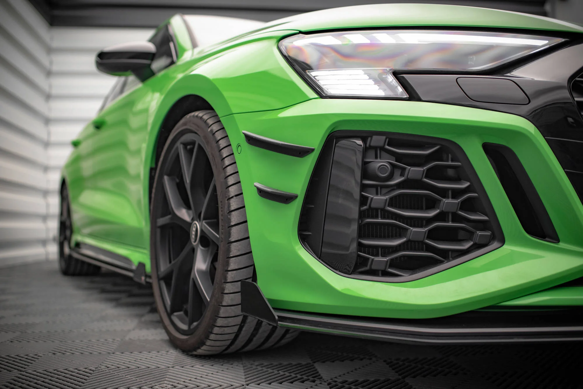 FRONT BUMPER WINGS (CANARDS) AUDI RS3 8Y - Image 4