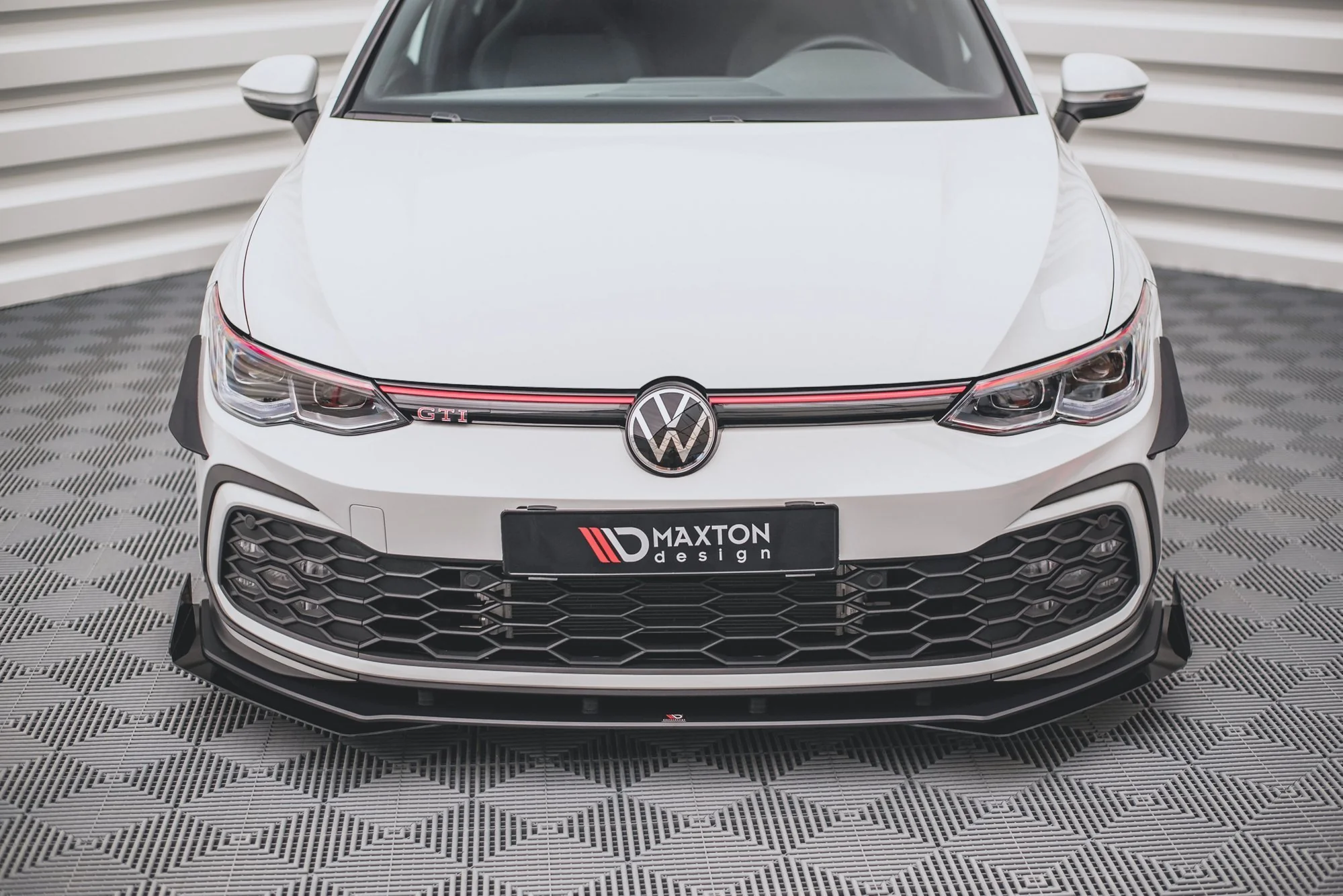 FRONT BUMPER WINGS (CANARDS) VOLKSWAGEN GOLF 8 GTI / R-LINE - Image 3
