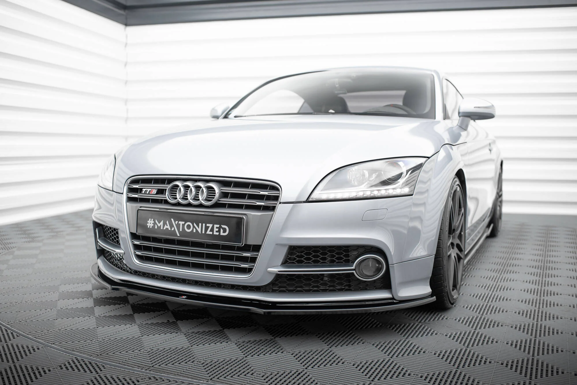 FRONT SPLITTER AUDI TT S 8J - Image 3