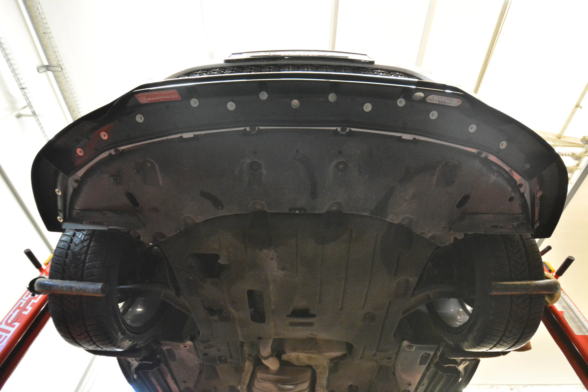 Front Splitter Chrysler Pacifica Mk2 Facelift - Image 7