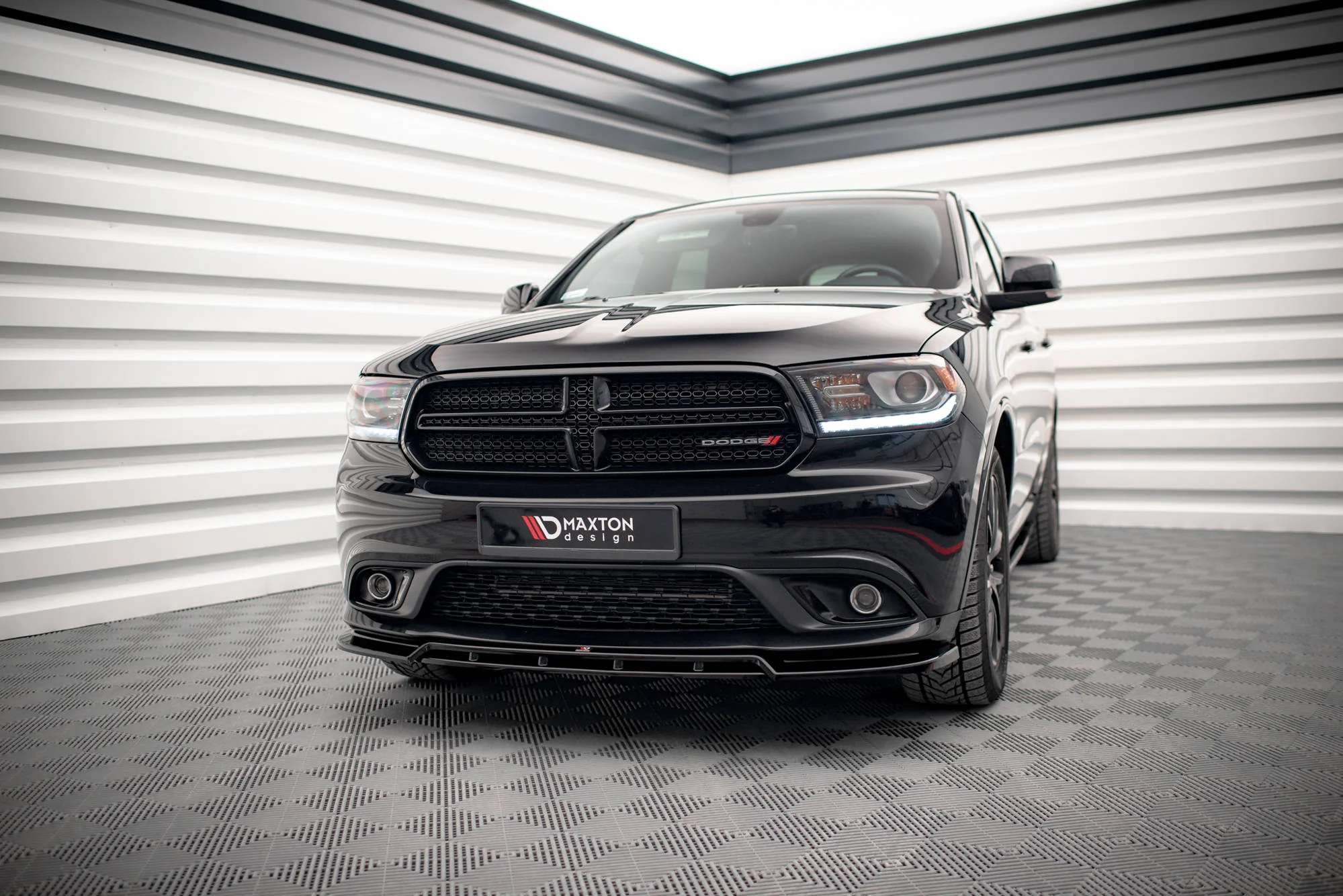 FRONT SPLITTER DODGE DURANGO RT MK3 - Image 4