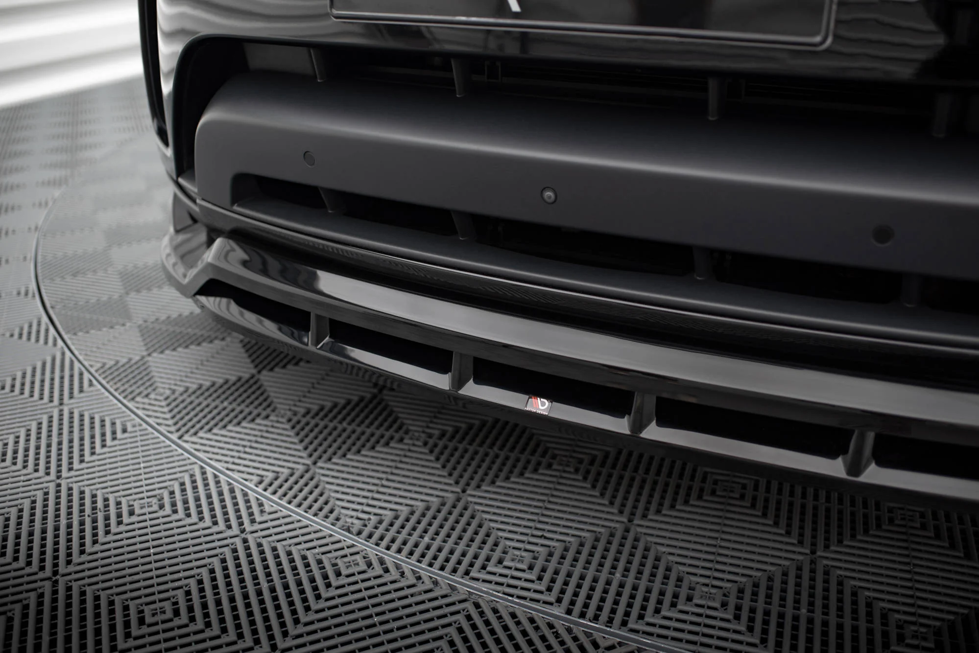 FRONT SPLITTER LAND ROVER DISCOVERY HSE MK5 - Image 4