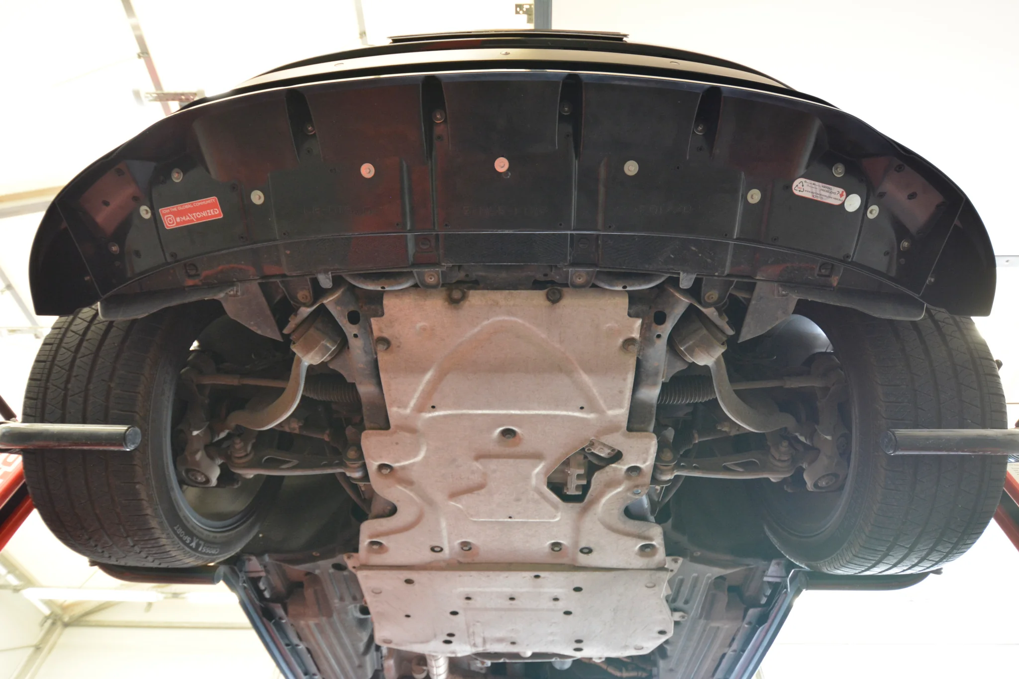FRONT SPLITTER LAND ROVER DISCOVERY HSE MK5 - Image 7