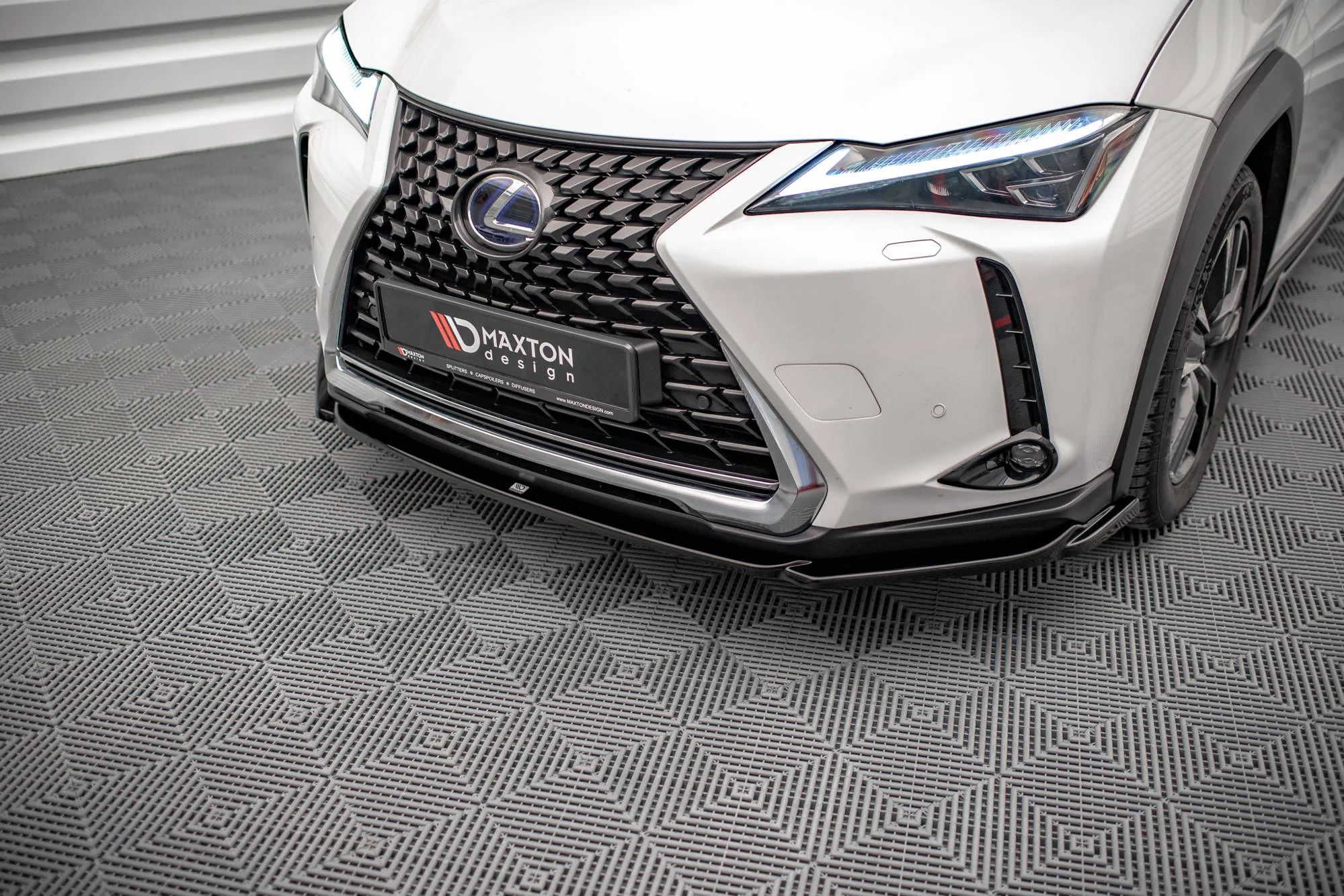 FRONT SPLITTER LEXUS UX MK1 - Image 5
