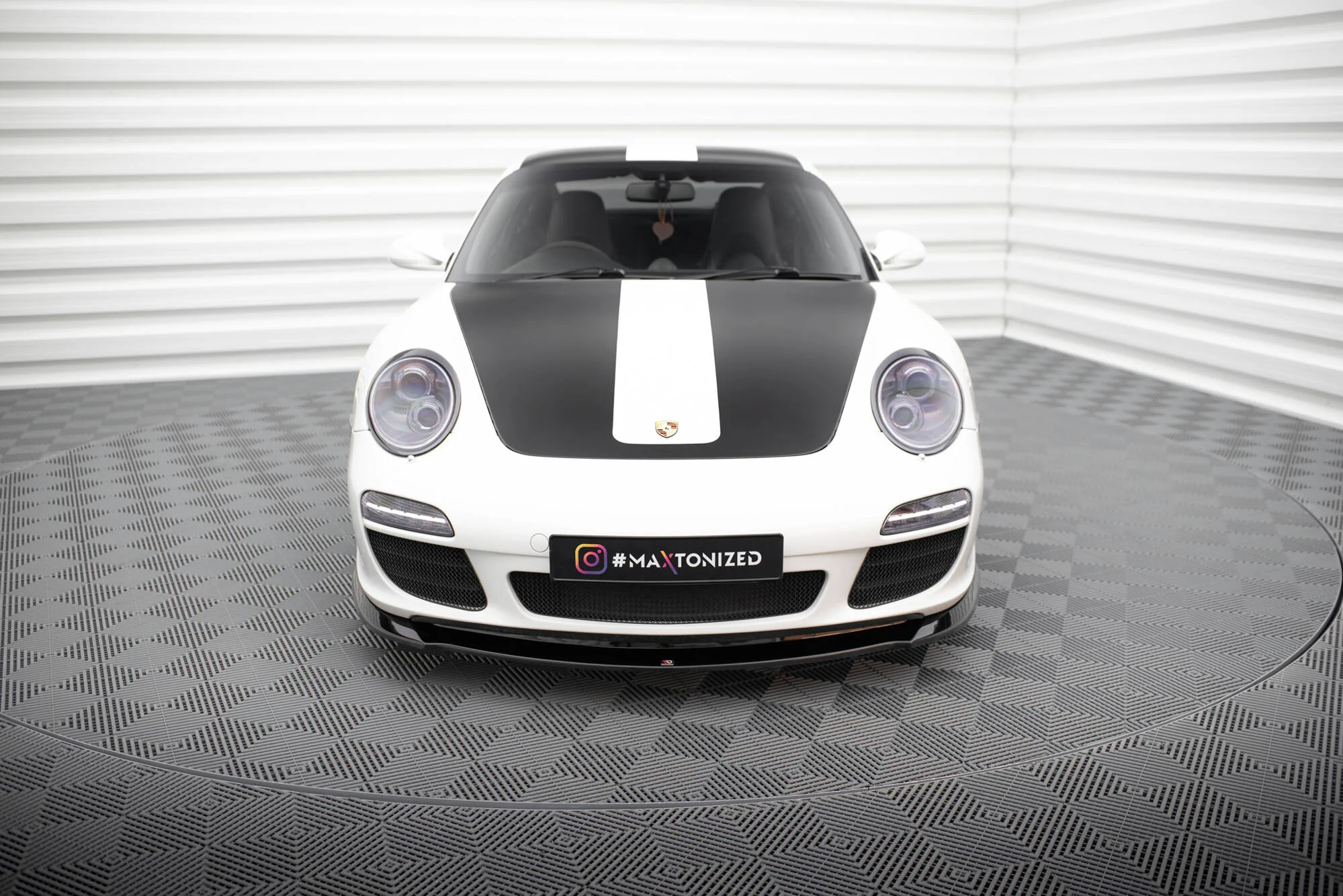FRONT SPLITTER PORSCHE 911 CARRERA 997.2 FACELIFT MODEL - Image 2