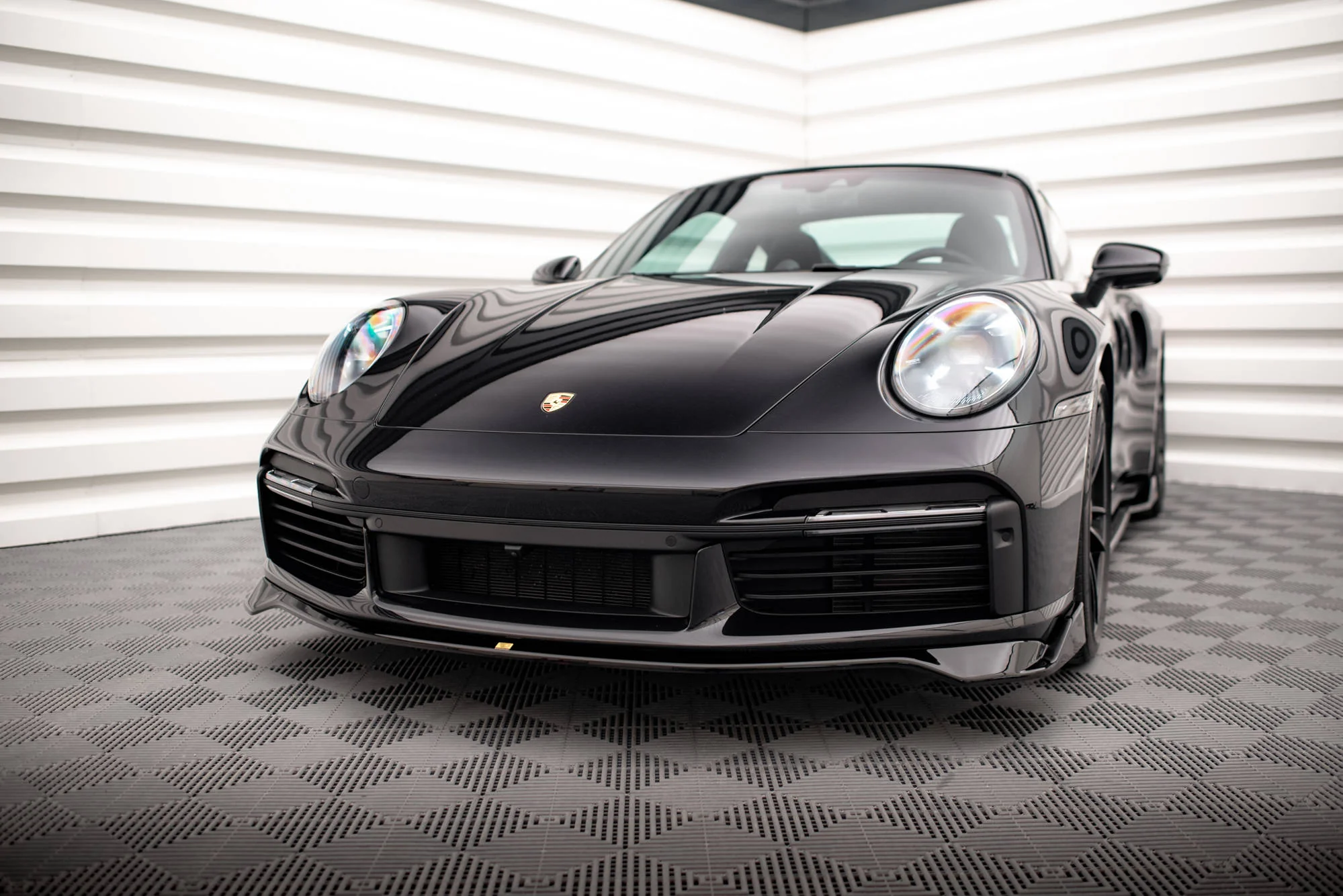 FRONT SPLITTER PORSCHE 911 TURBO S 992 - Image 3