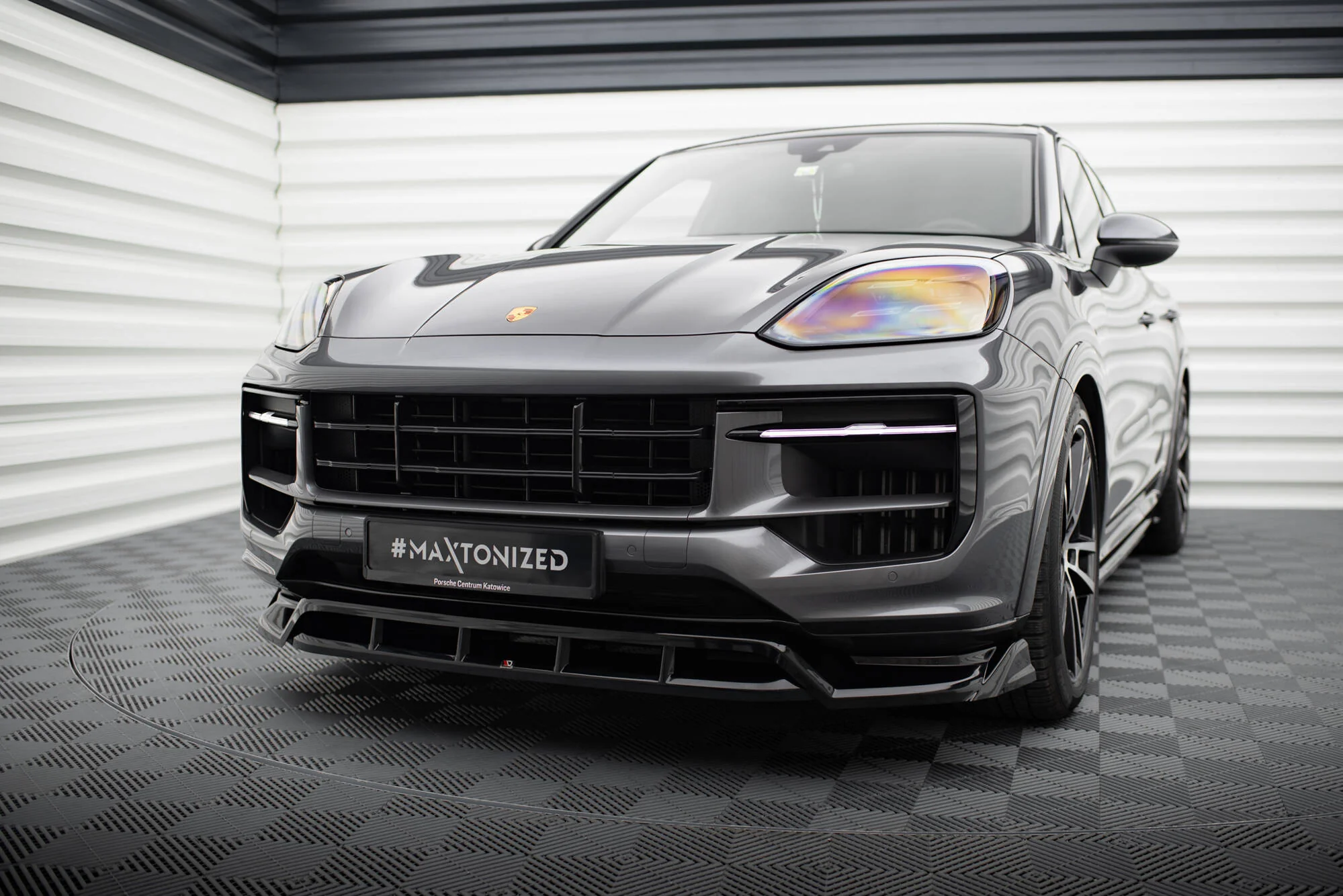 Front Splitter Porsche Cayenne SUV / Coupe Mk3 Facelift - Image 3