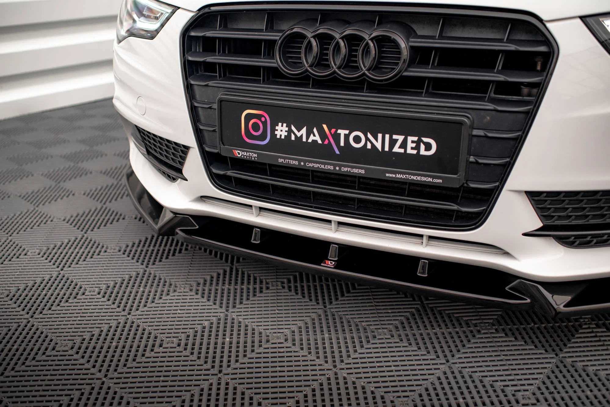 FRONT SPLITTER V.1 AUDI A5 COUPE 8T FACELIFT - Image 3