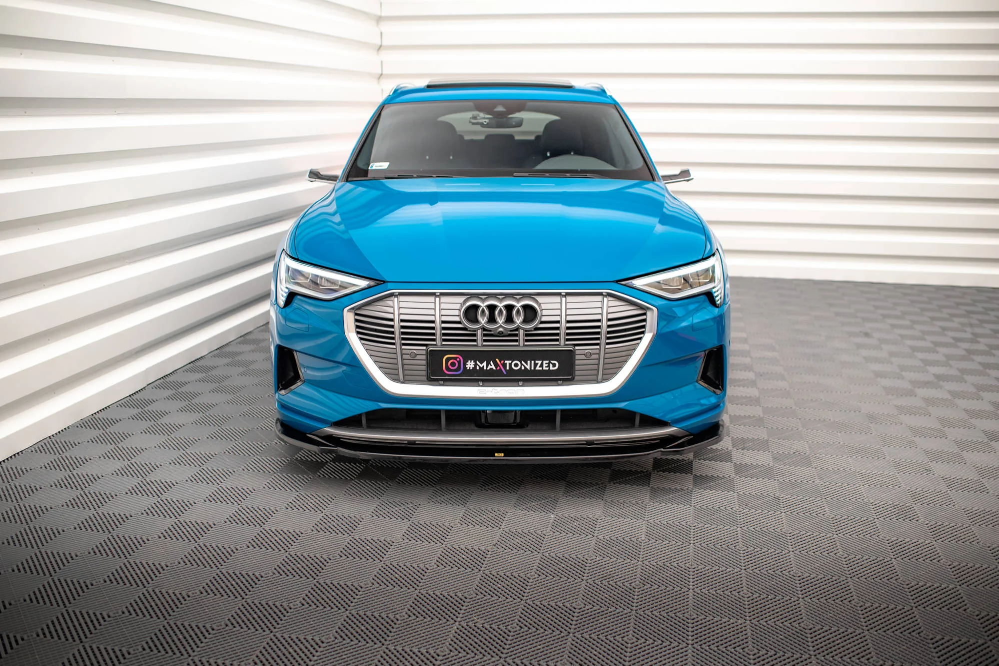 FRONT SPLITTER V.1 AUDI E-TRON - Image 4