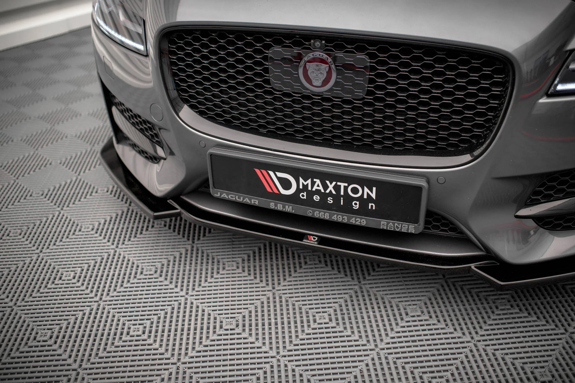 FRONT SPLITTER V.1 JAGUAR XF R-SPORT MK2 - Image 4