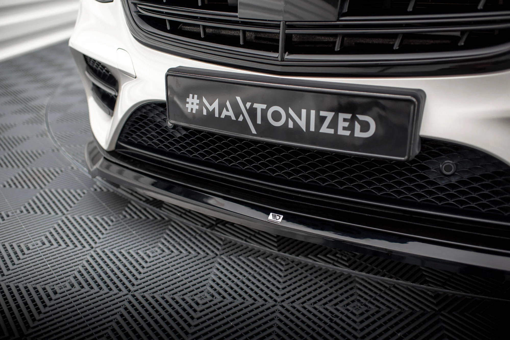 FRONT SPLITTER V.1 MERCEDES-BENZ S AMG-LINE W222 FACELIFT - Image 4