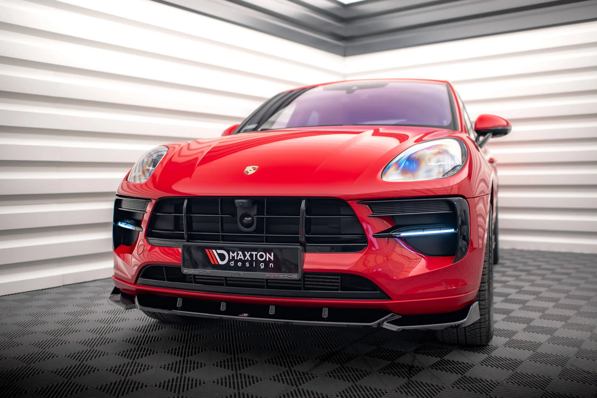 Front Splitter V.1 Porsche Macan GTS / Sport Design Mk1 Facelift - Image 2