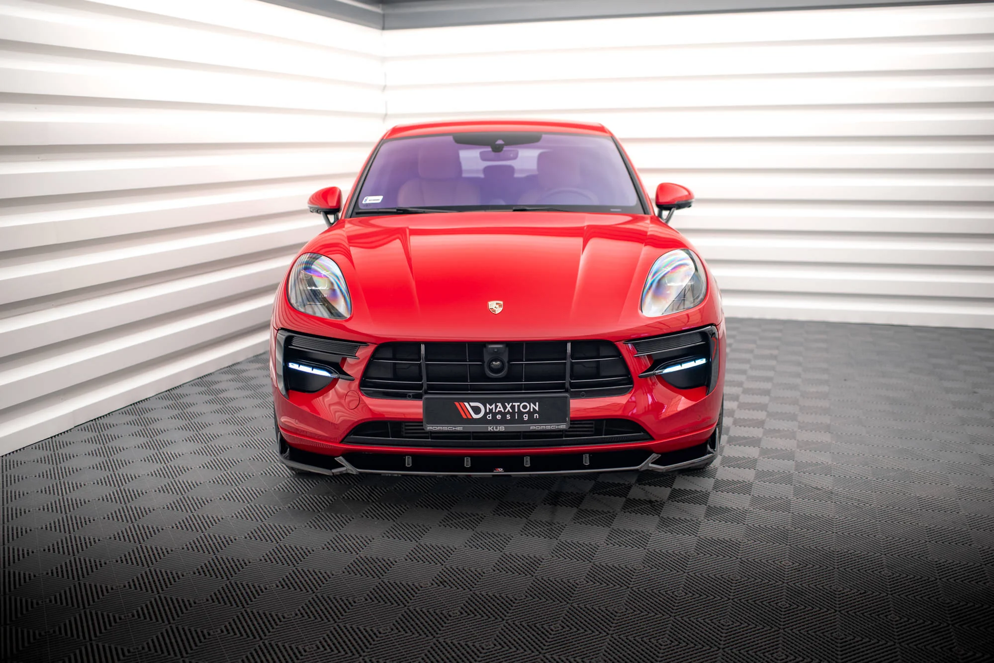 Front Splitter V.1 Porsche Macan GTS / Sport Design Mk1 Facelift - Image 4