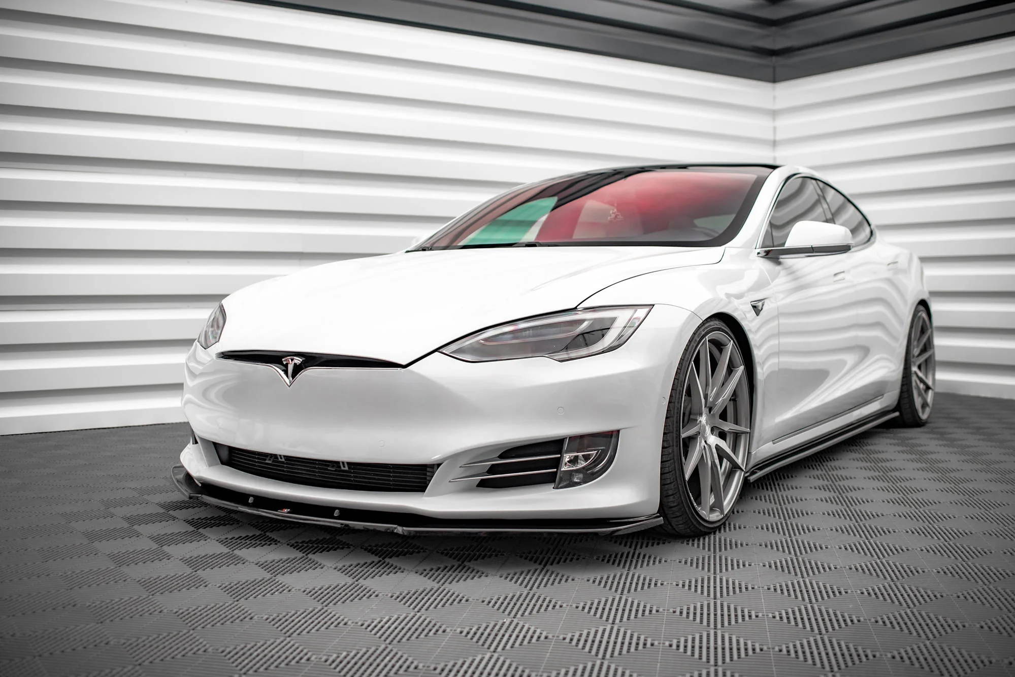 FRONT SPLITTER V.1 TESLA MODEL S FACELIFT - Image 4