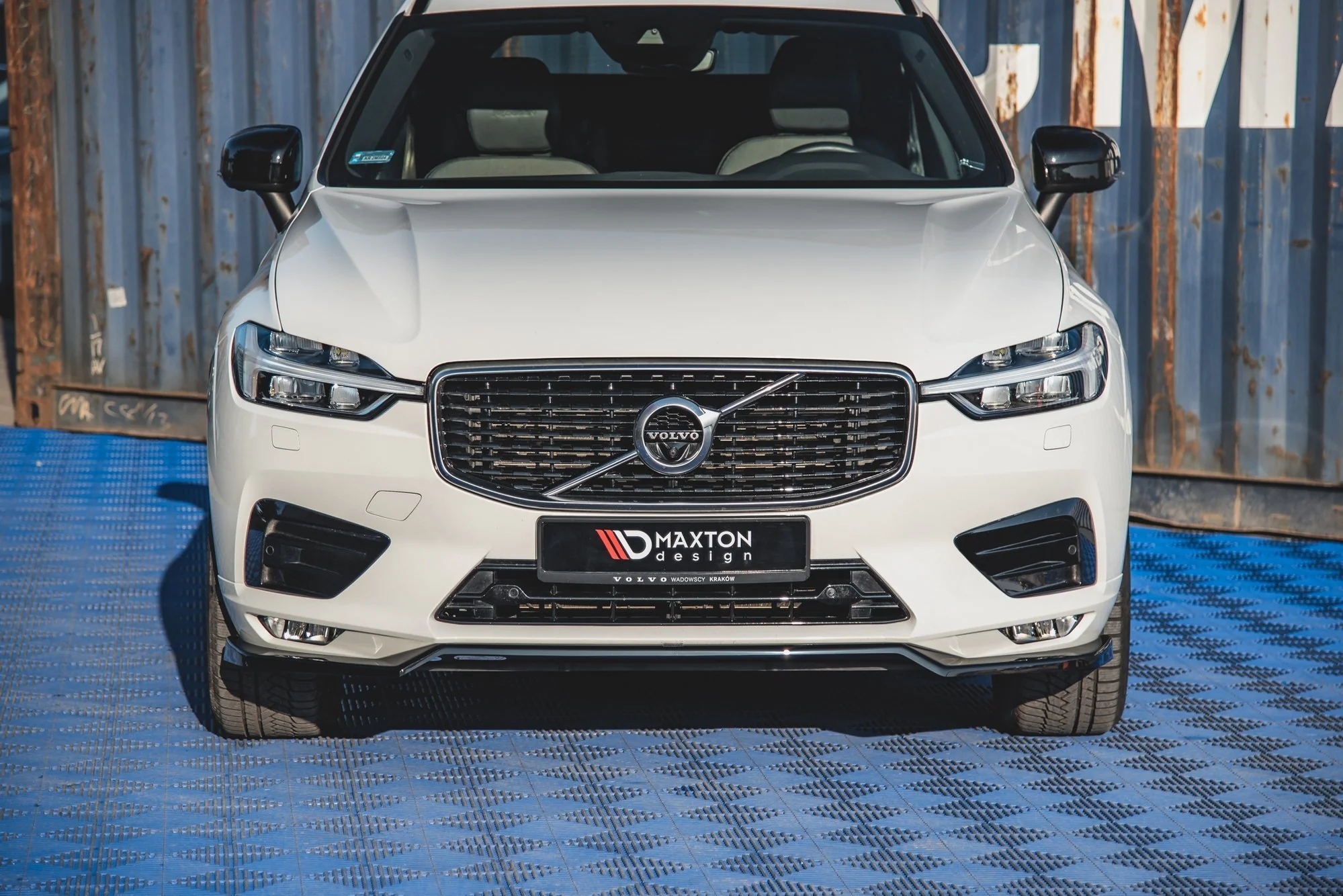 FRONT SPLITTER V.1 VOLVO XC60 MK2 R-DESIGN - Image 5