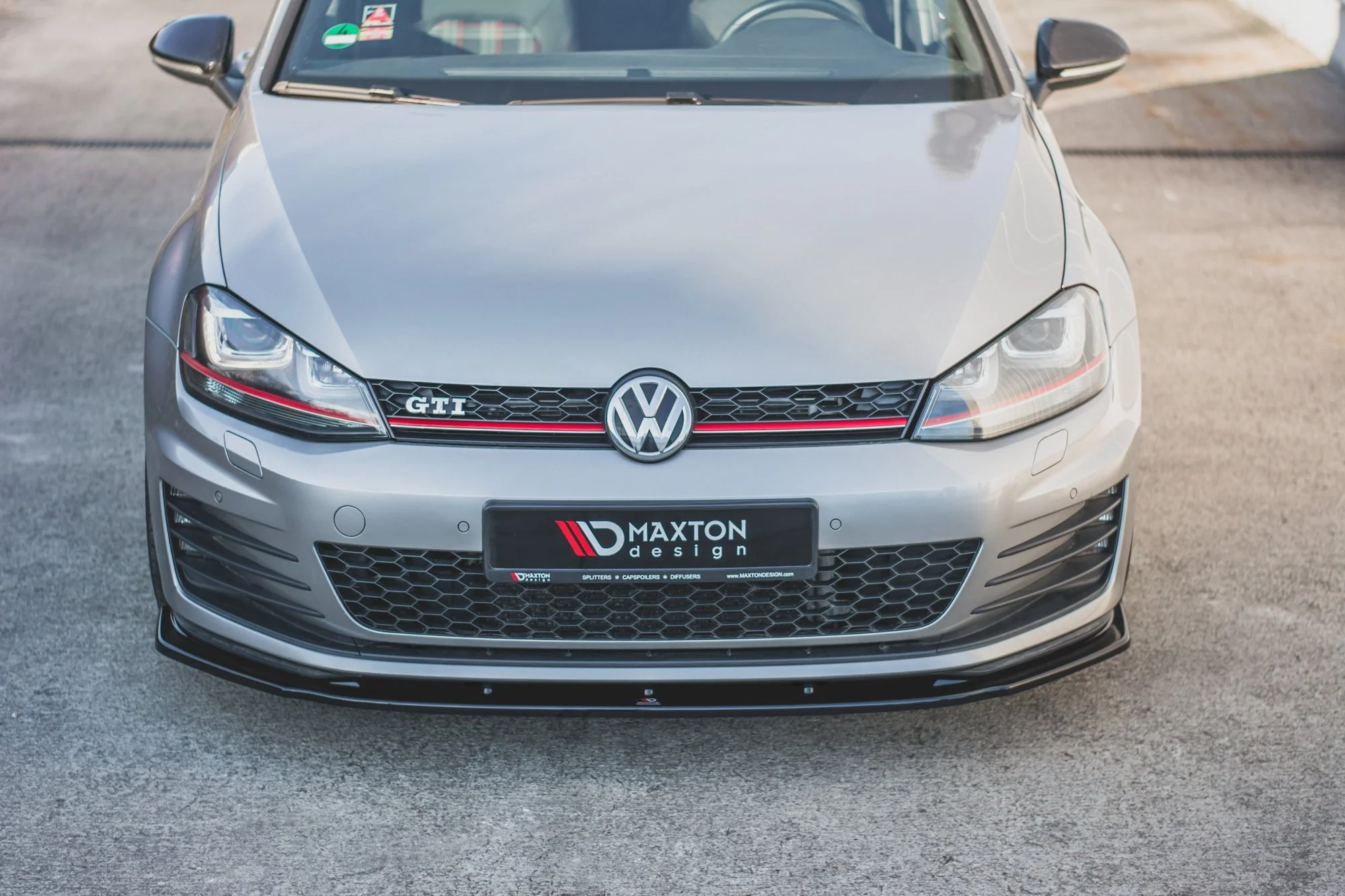FRONT SPLITTER V.1 VW GOLF 7 GTI - Image 4