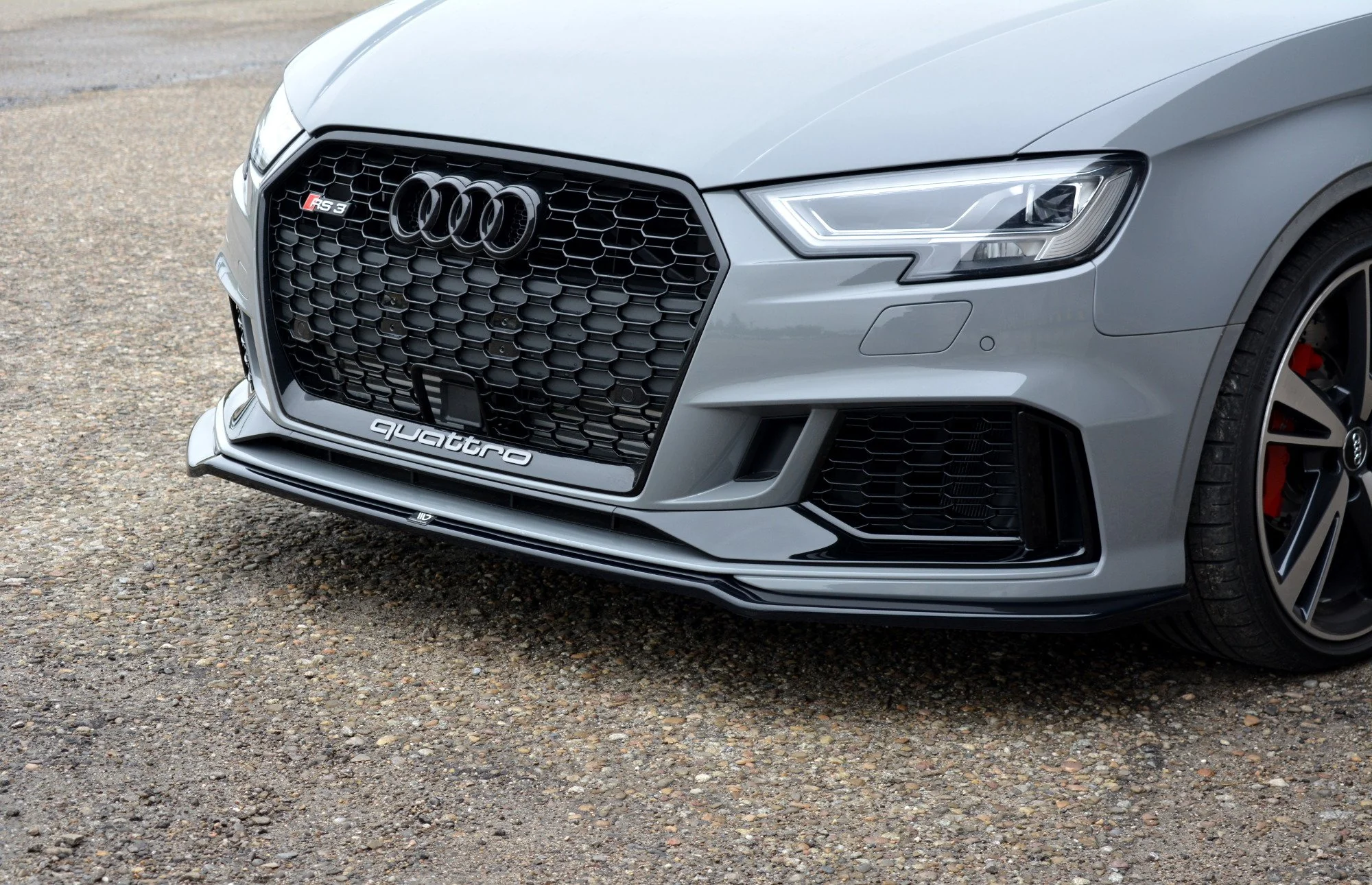 FRONT SPLITTER V.2 AUDI RS3 8V FL SEDAN - Image 4
