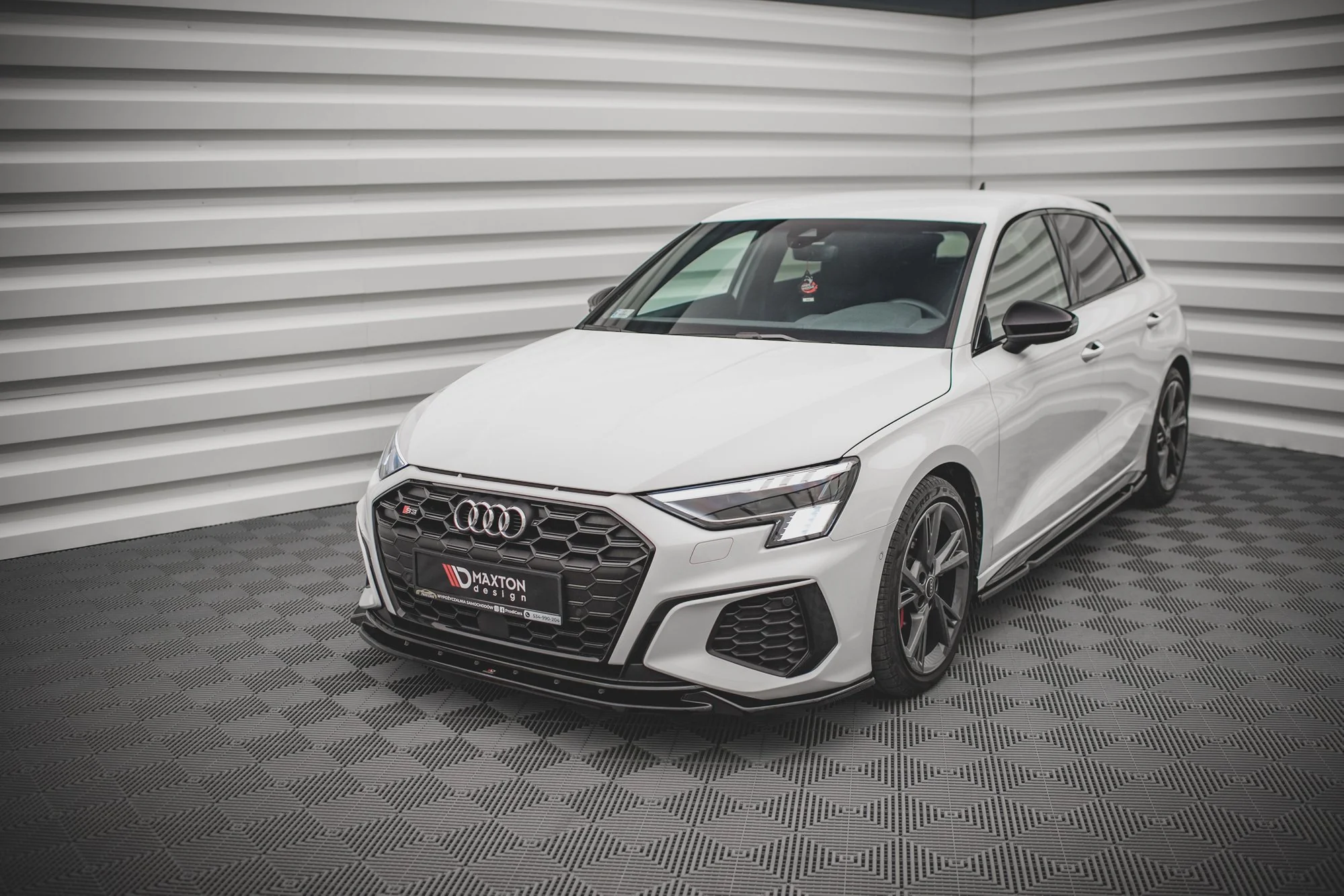 FRONT SPLITTER V.2 AUDI S3 / A3 S-LINE 8Y - Image 4