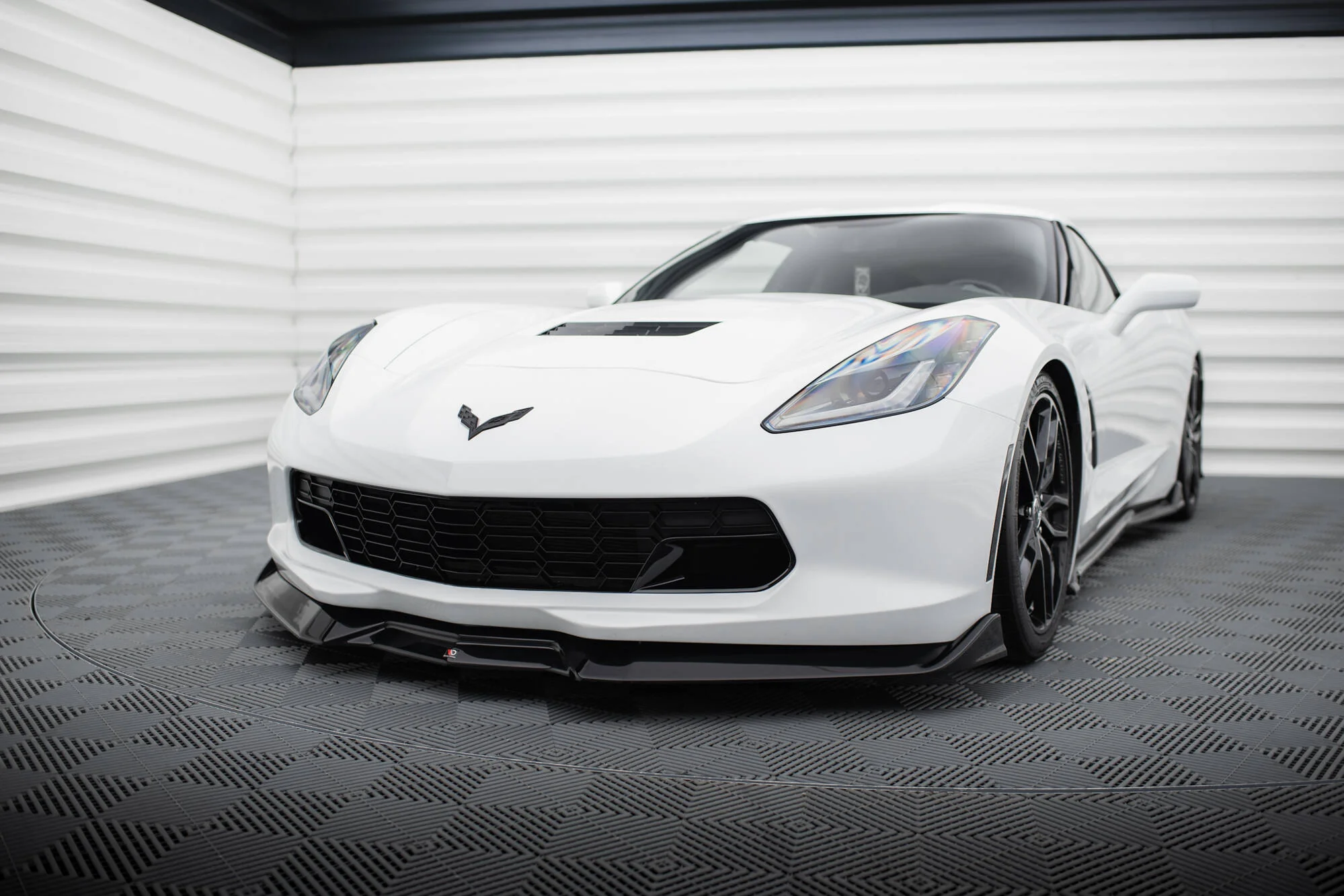 Front Splitter V.2 Chevrolet Corvette Stingray / Z06 C7 - Image 3