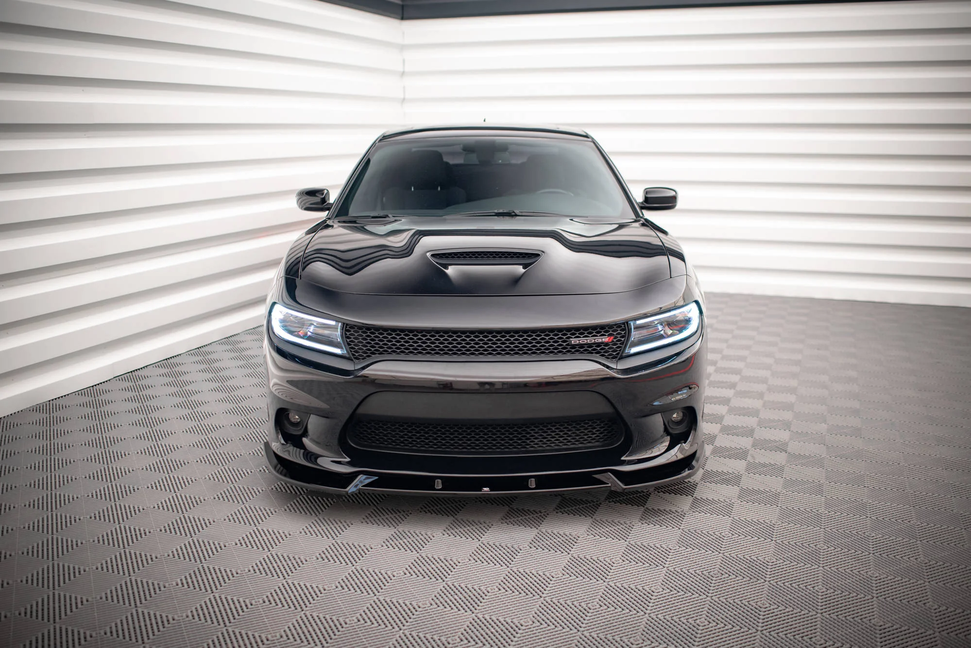 FRONT SPLITTER V.2 DODGE CHARGER SRT MK7 FACELIFT - Image 4