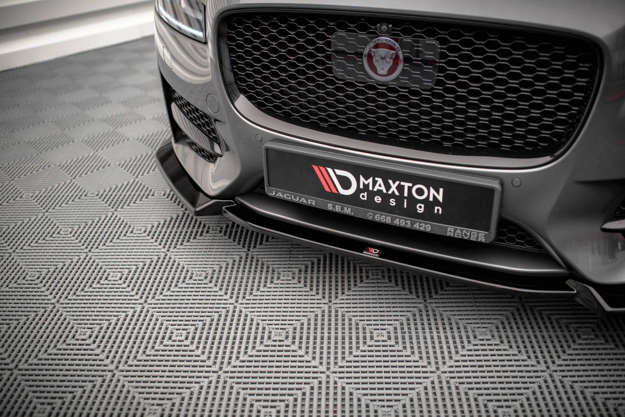FRONT SPLITTER V.2 JAGUAR XF R-SPORT MK2 - Image 3