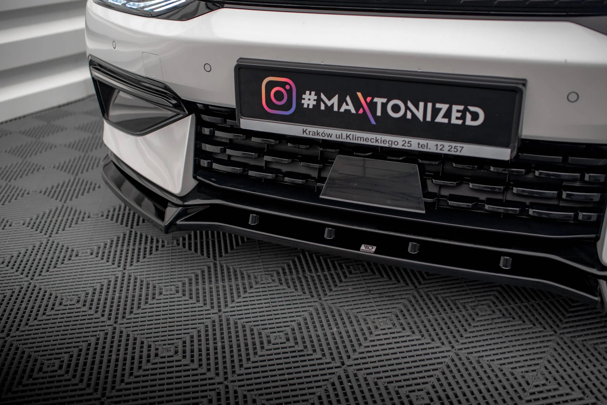 FRONT SPLITTER V.2 KIA EV6 GT-LINE MK1 - Image 3