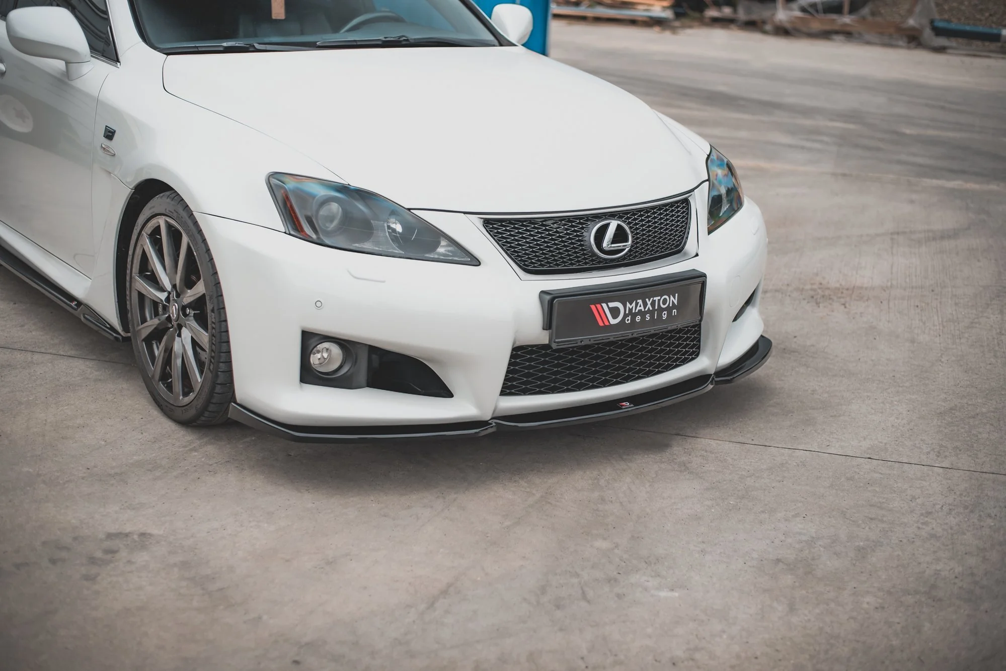 FRONT SPLITTER V.2 LEXUS IS F MK2 - Image 4