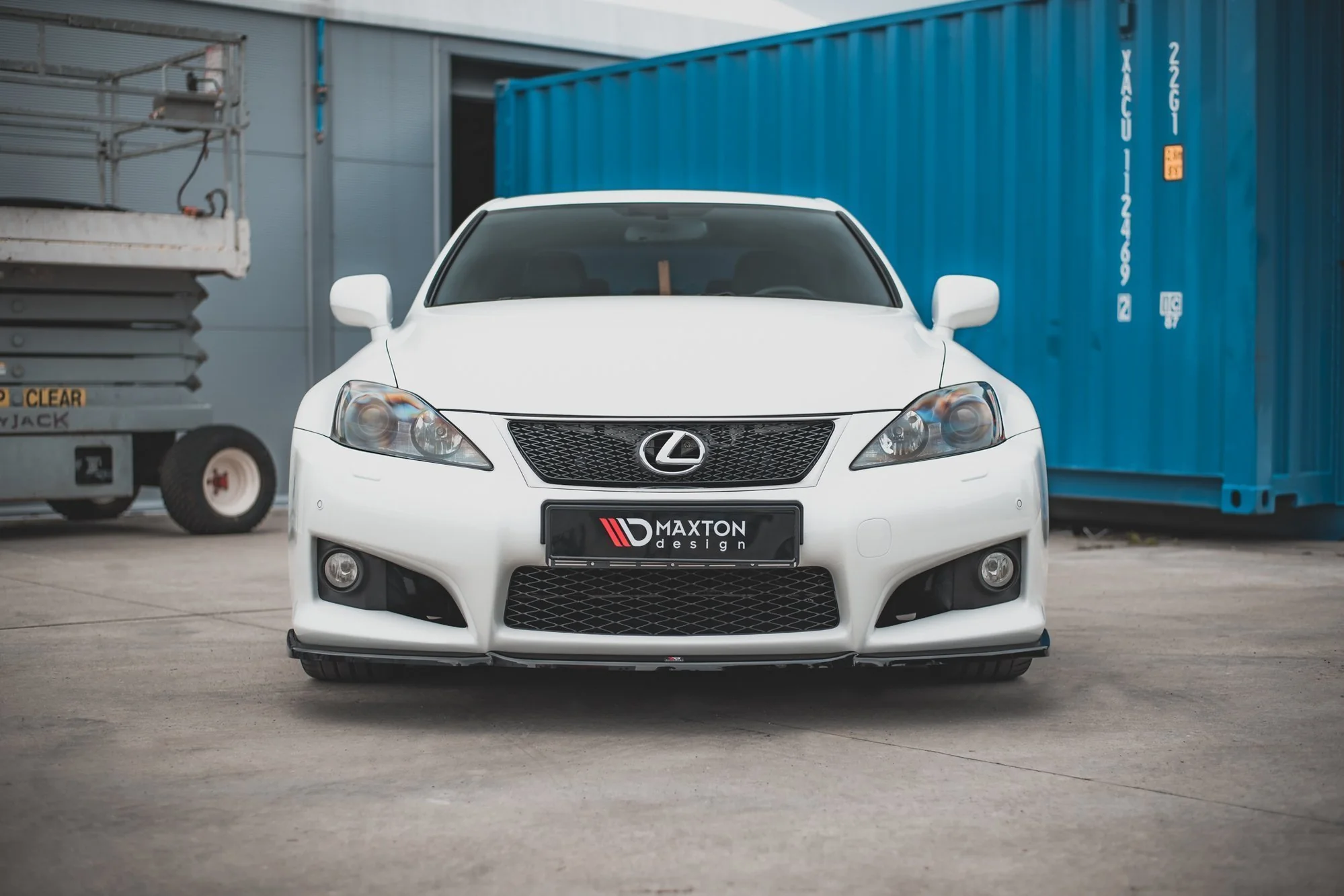 FRONT SPLITTER V.2 LEXUS IS F MK2 - Image 6