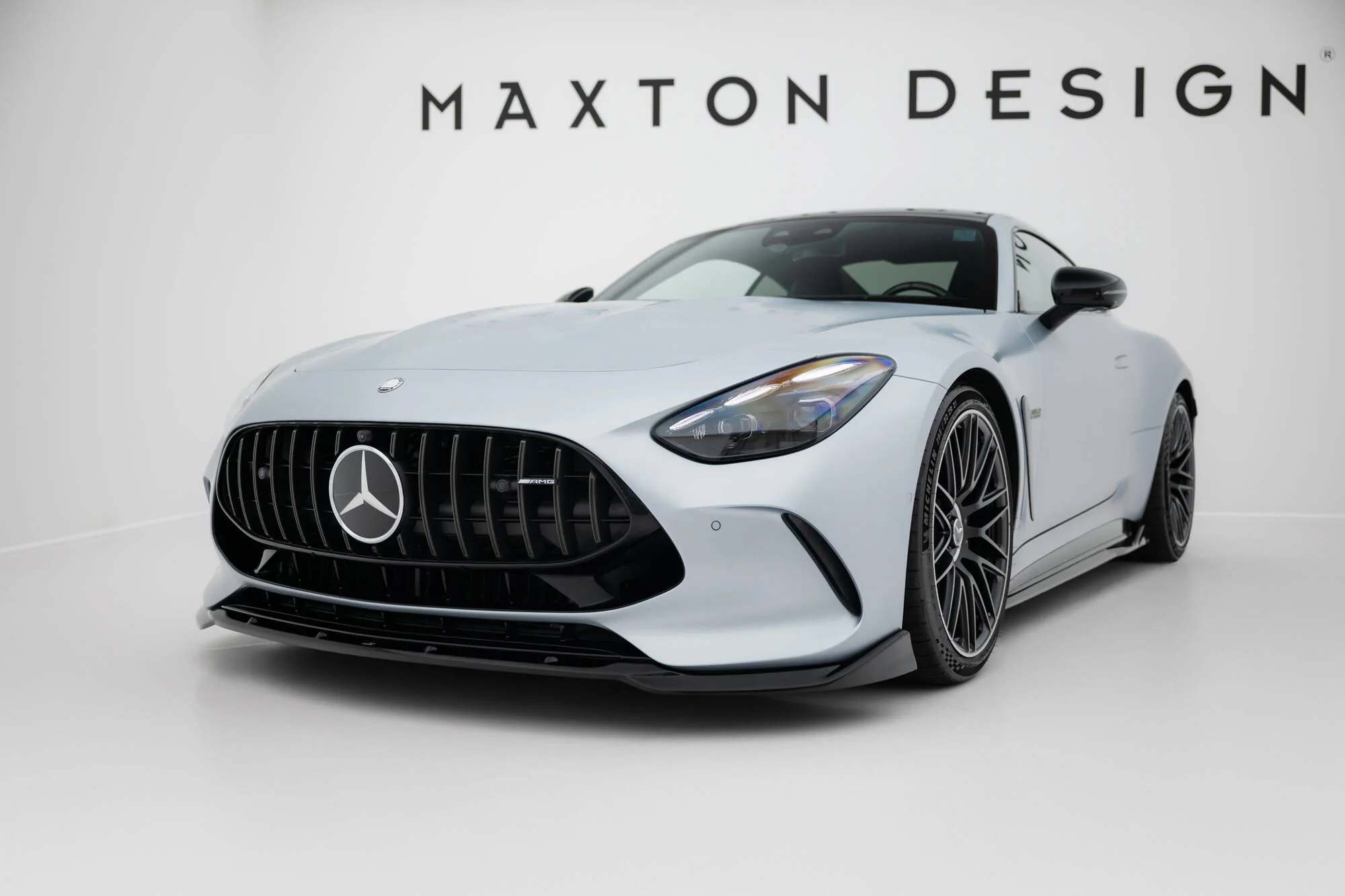 Front Splitter V.2 Mercedes-AMG GT 63 C192 - Image 3