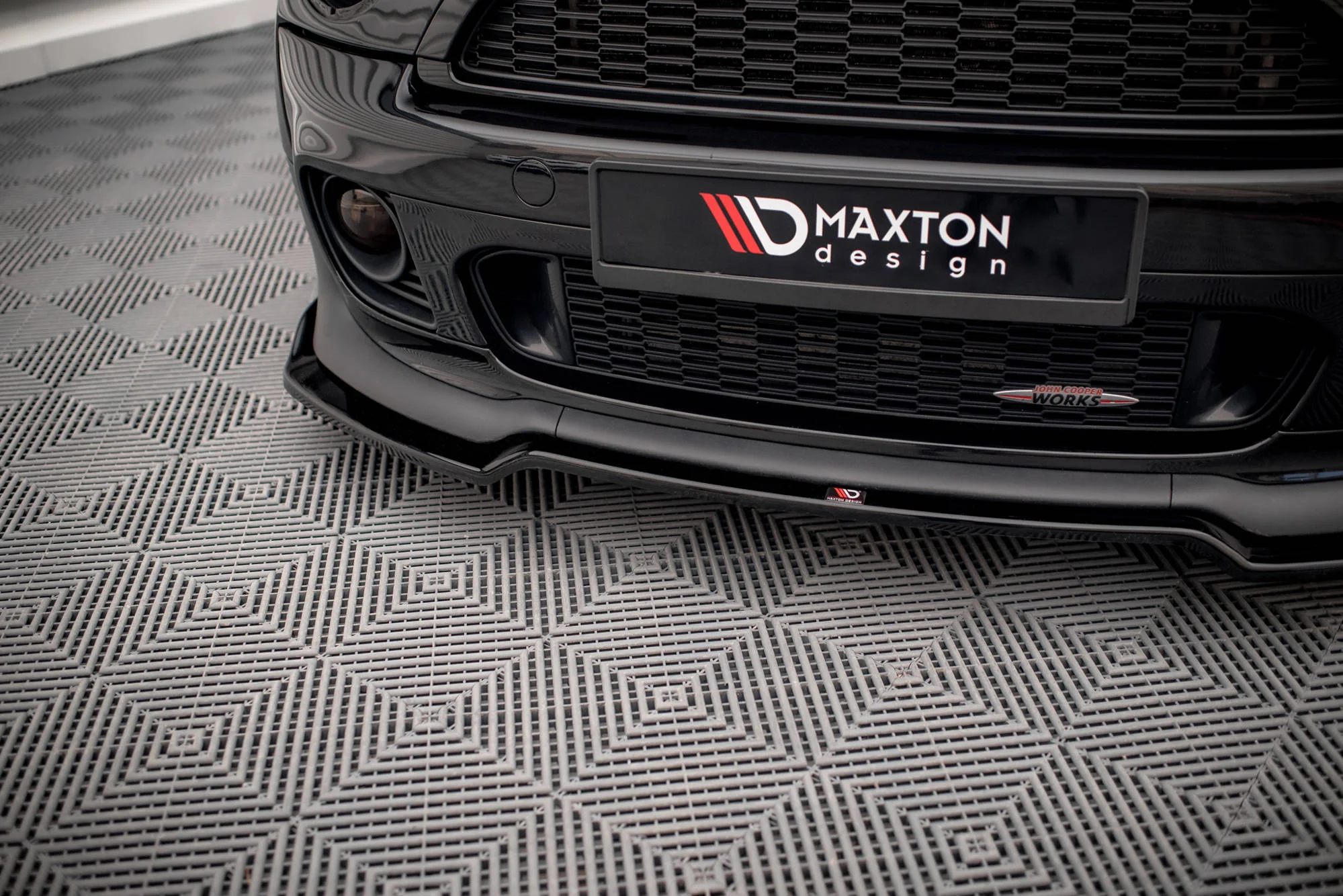 FRONT SPLITTER V.2 MINI COOPER JOHN COOPER WORKS R56 - Image 4
