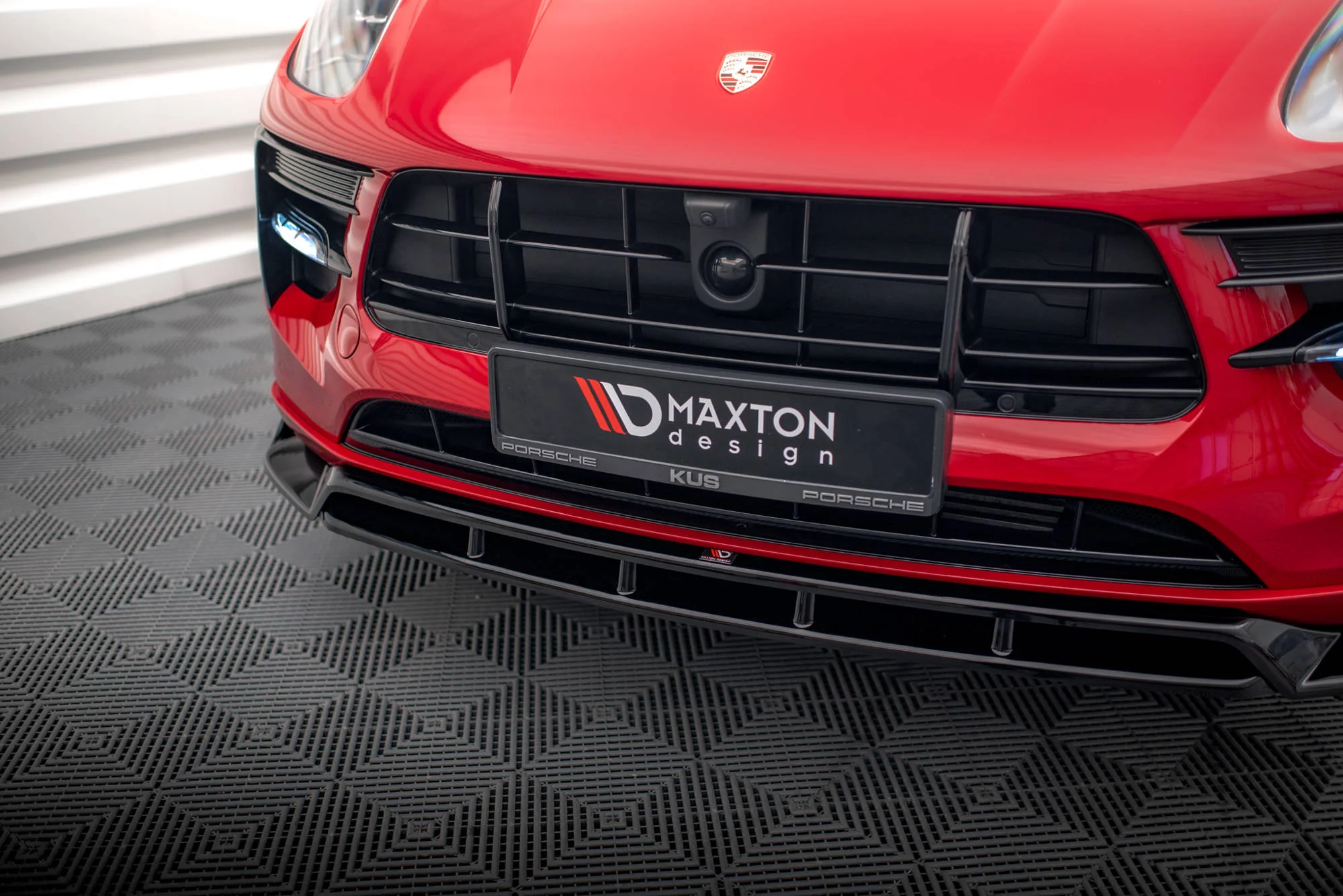 Front Splitter V.2 Porsche Macan GTS / Sport Design Mk1 Facelift - Image 4