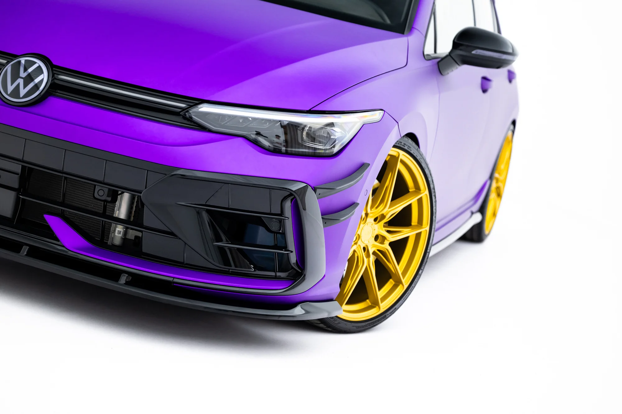 Front Splitter V.2 Volkswagen Golf R Mk8 Facelift - Image 3