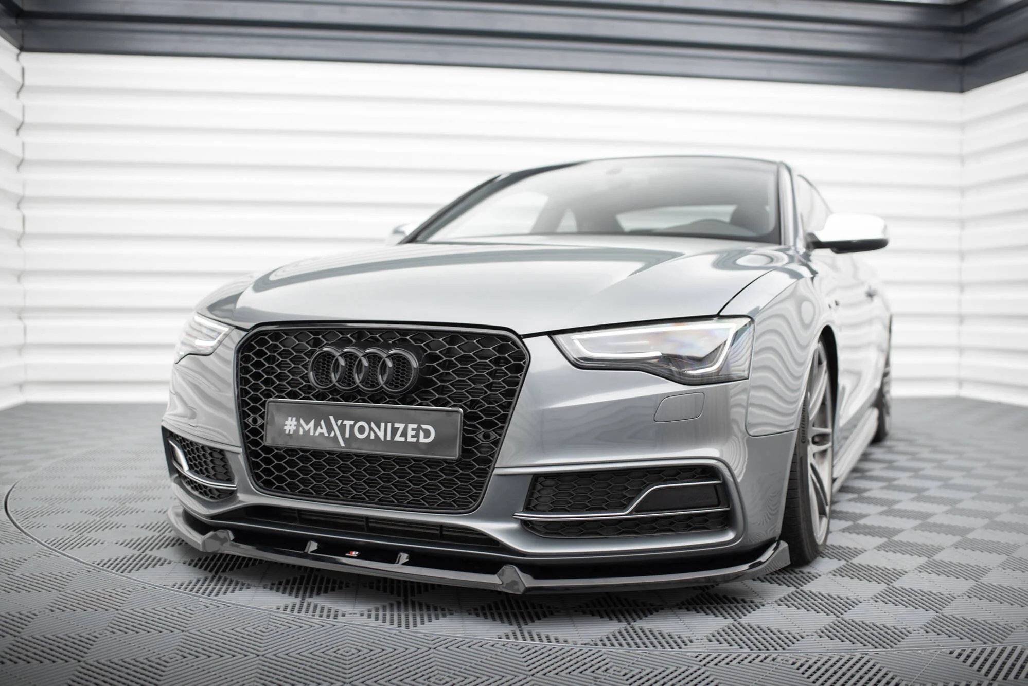 FRONT SPLITTER V.3 AUDI S5 / A5 S-LINE COUPE / SPORTBACK 8T FACELIFT - Image 3