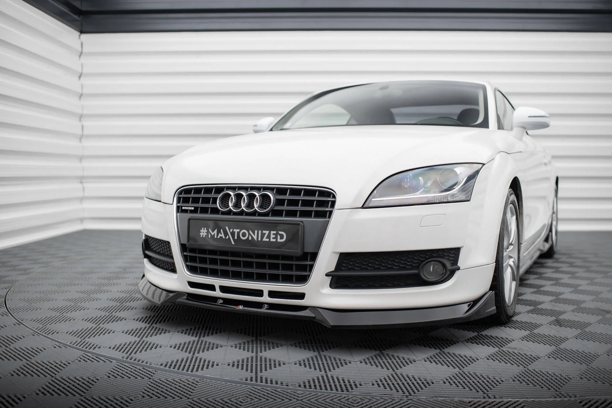 Front Splitter V.3 Audi TT 8J - Image 3