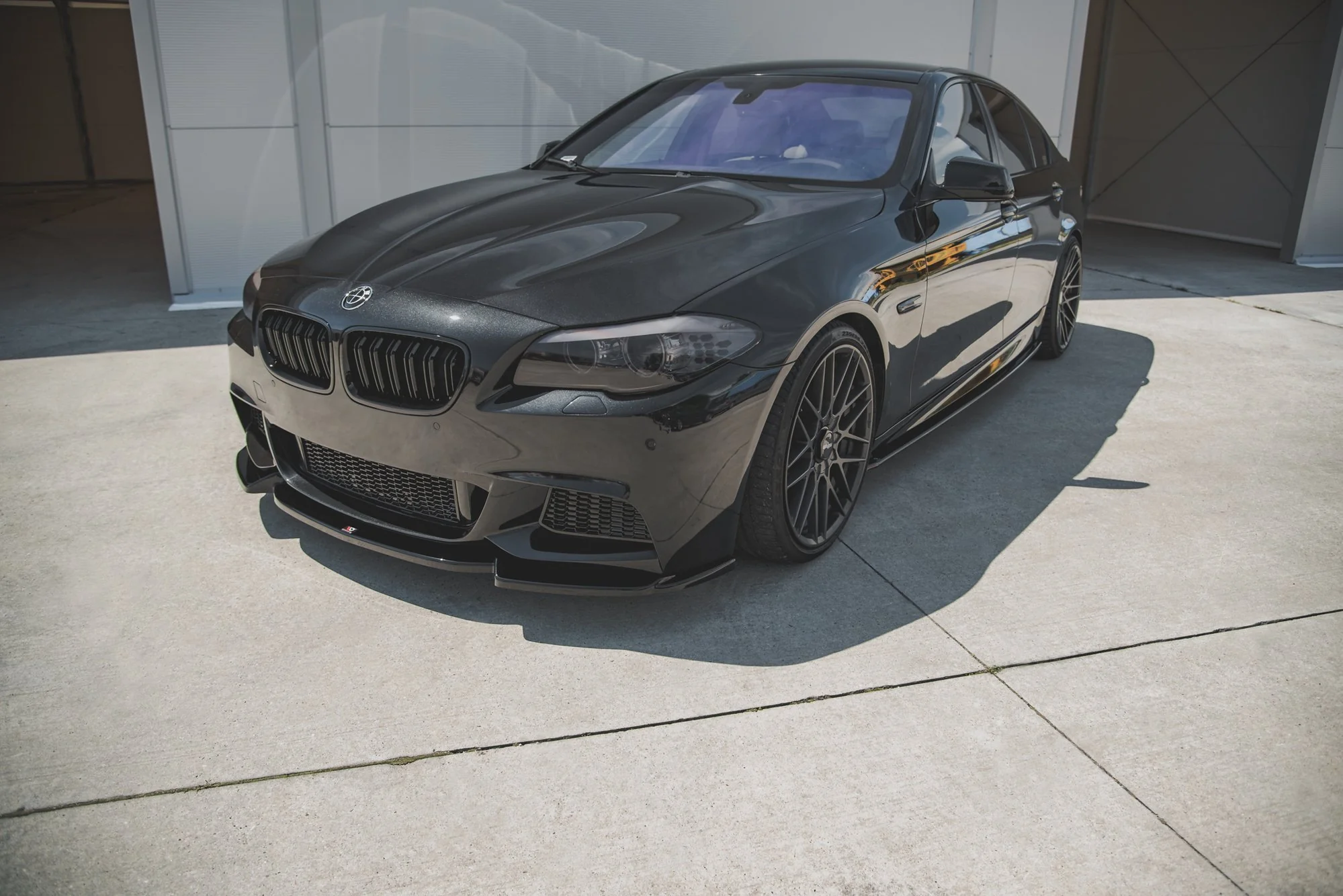 FRONT SPLITTER V.3 BMW 5 F10/F11 M-PACK - Image 5